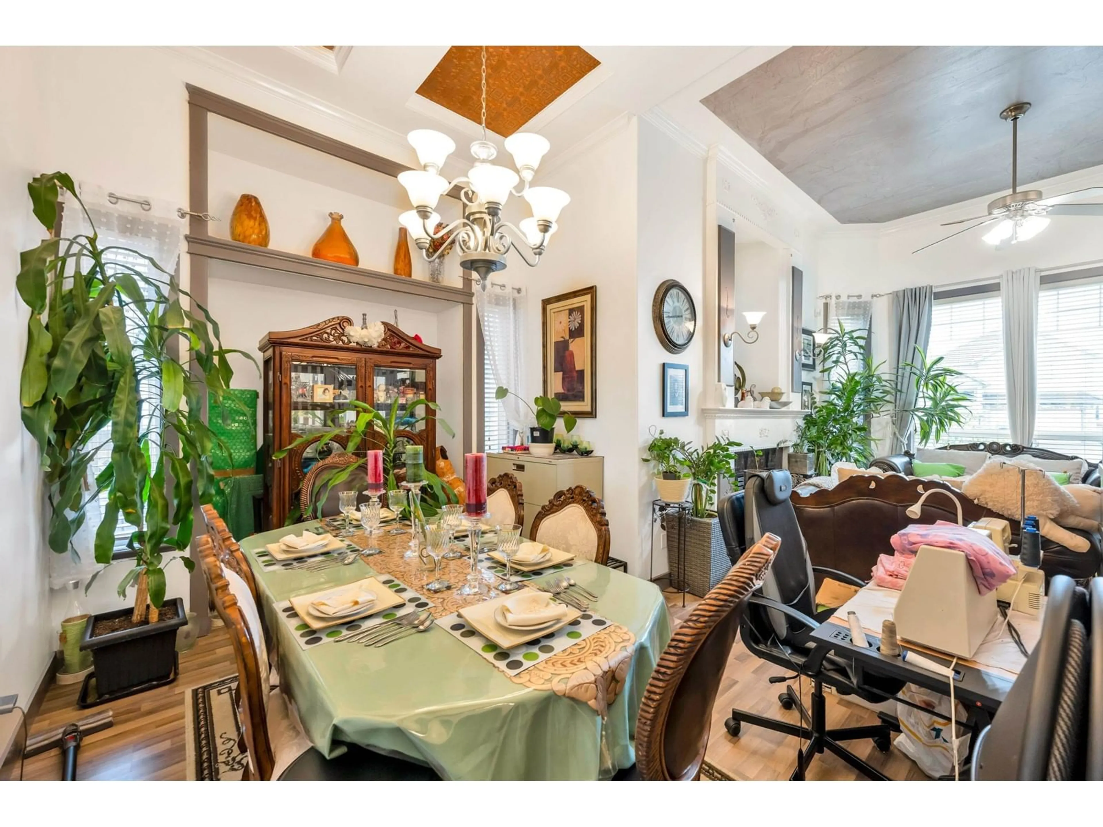 Dining room, unknown for 9093 141B, Surrey British Columbia V3V8E2