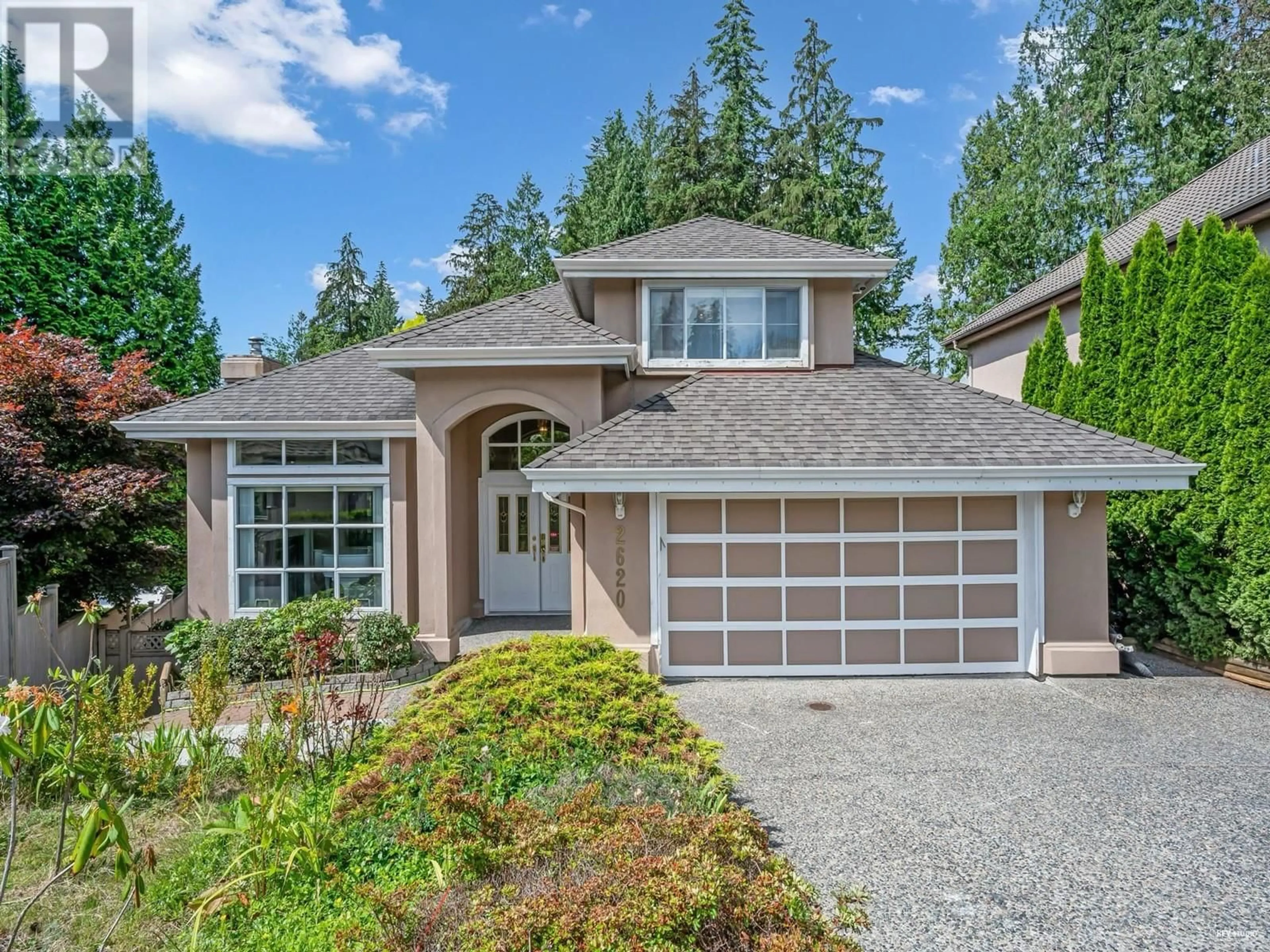 Home with vinyl exterior material, street for 2620 LIMESTONE PLACE, Coquitlam British Columbia V3E2V1