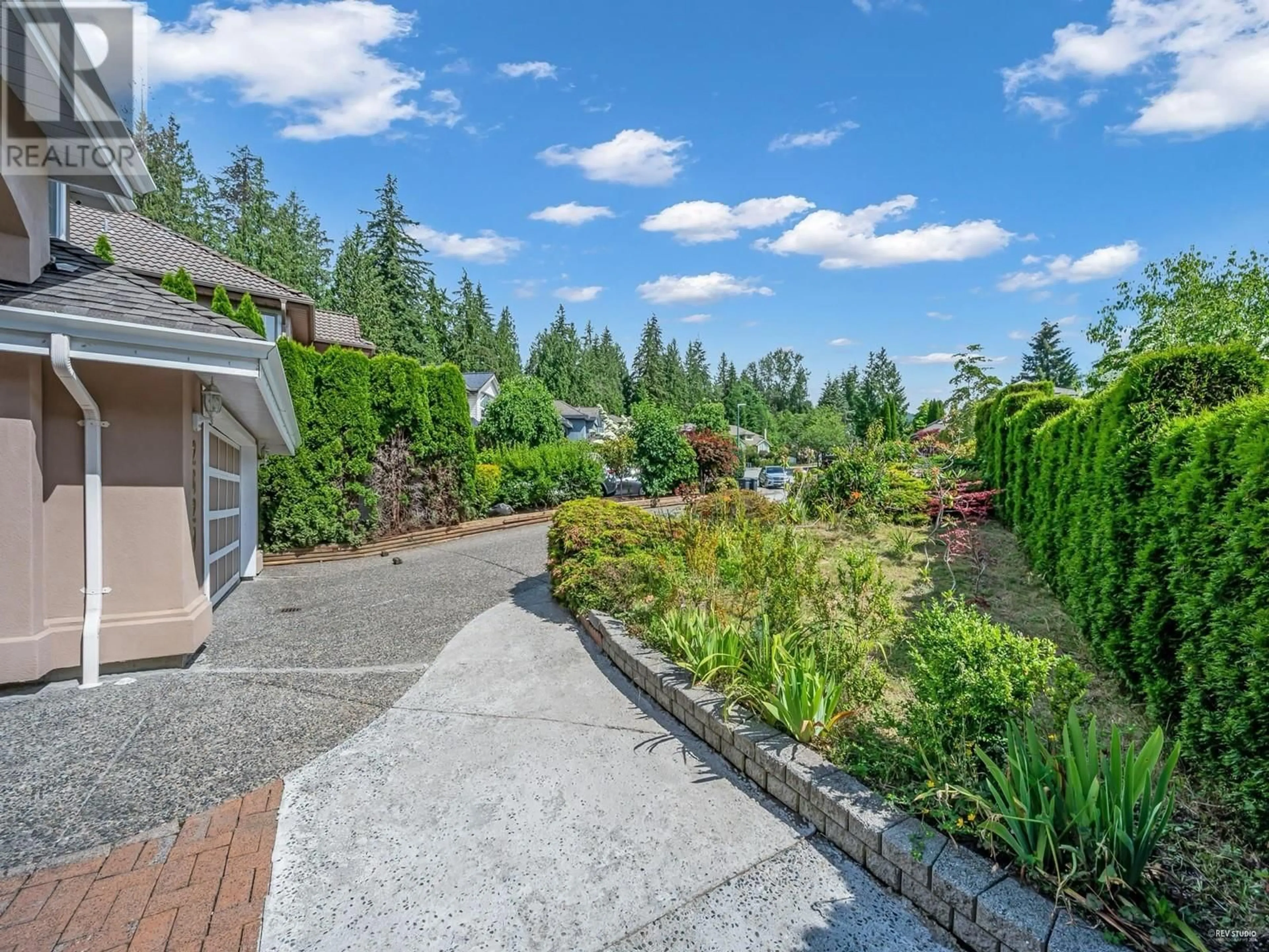 Patio, water/lake/river/ocean view for 2620 LIMESTONE PLACE, Coquitlam British Columbia V3E2V1