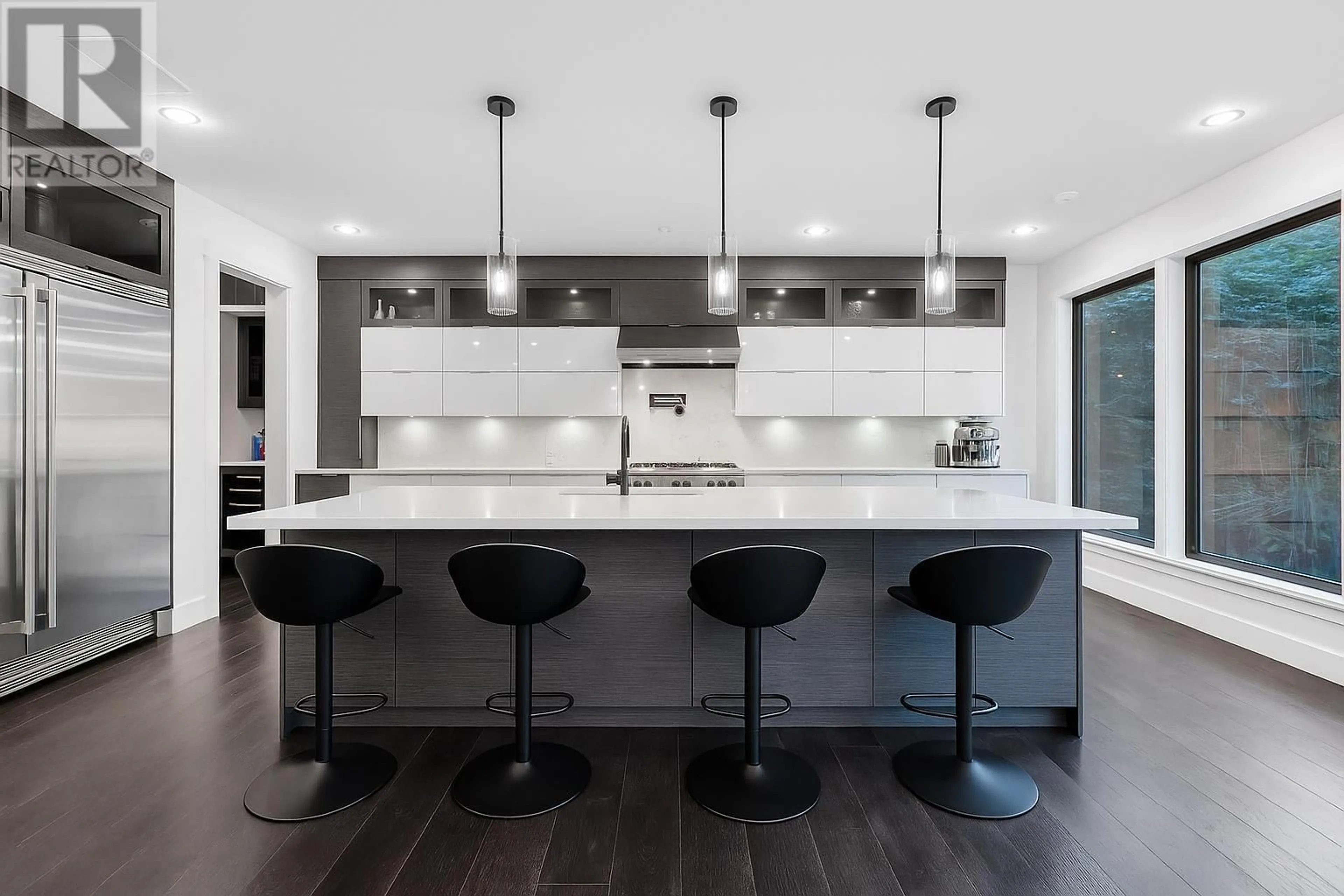 Contemporary kitchen, unknown for 4031 BEDWELL BAY ROAD, Belcarra British Columbia V3H4P8