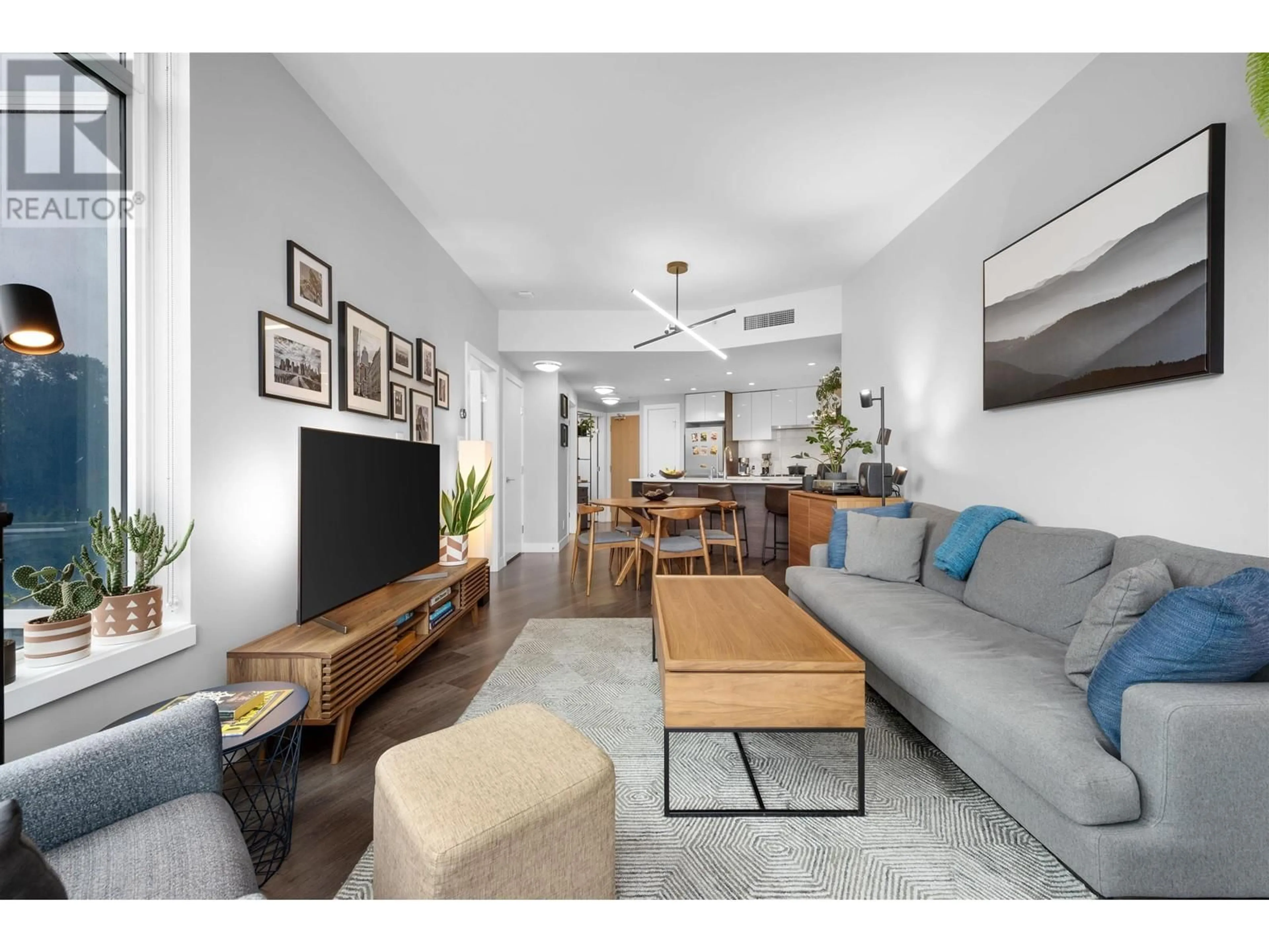 Living room with furniture, unknown for 506 - 3557 SAWMILL CRESCENT, Vancouver British Columbia V5S0E2