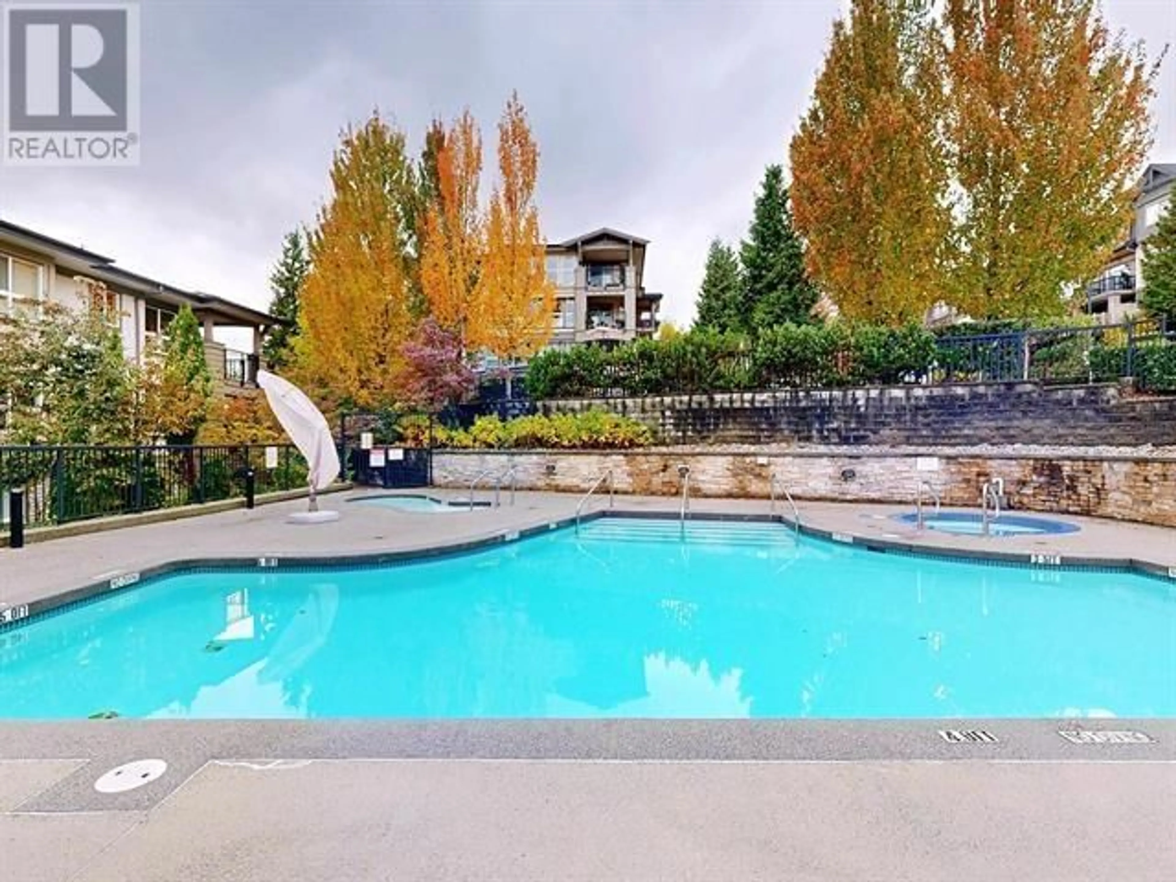 Pool for 411 - 3082 DAYANEE SPRINGS BOULEVARD, Coquitlam British Columbia V3E0A3