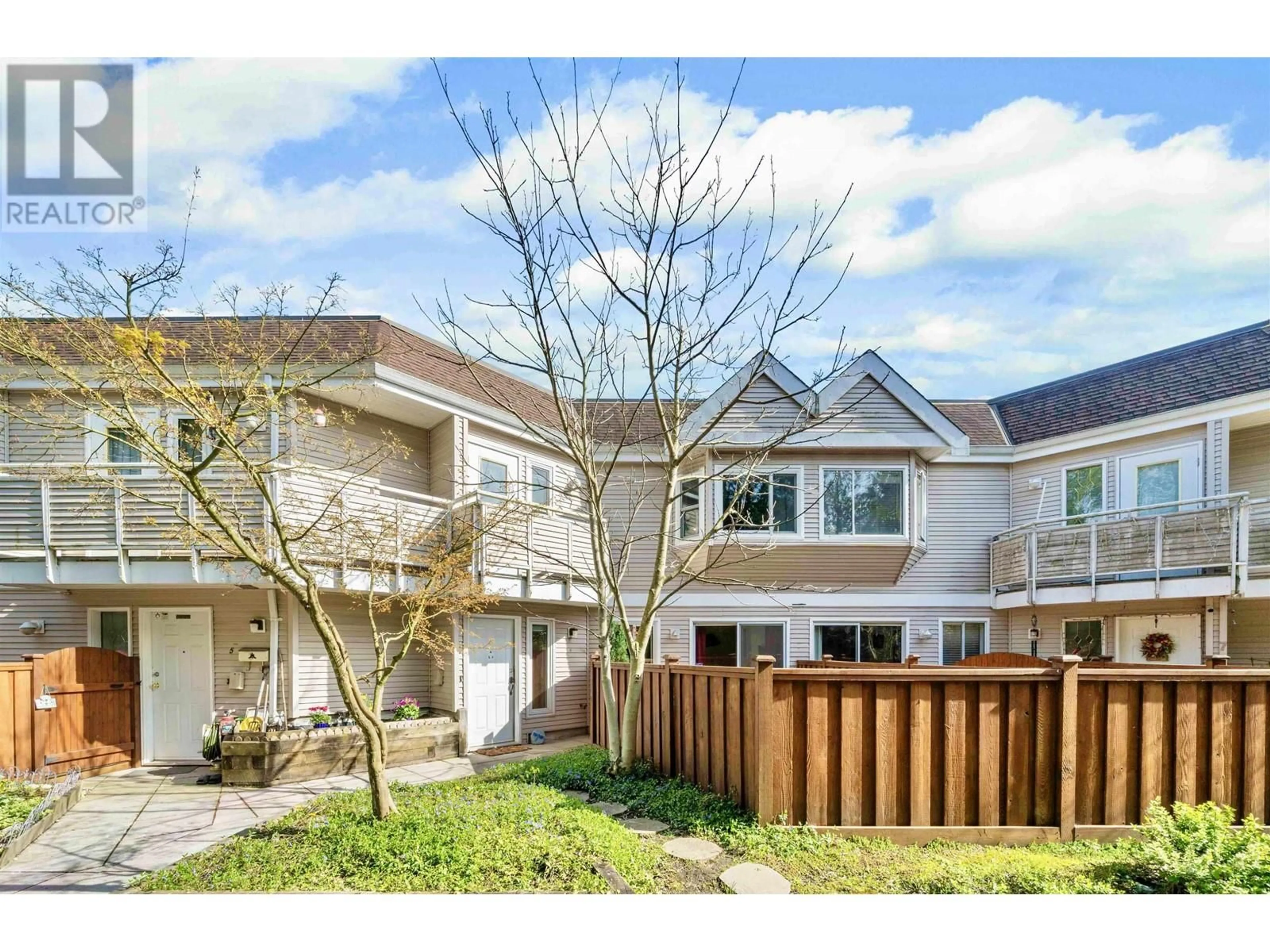 Unknown for 6 - 7901 13TH AVENUE, Burnaby British Columbia V3N2E8