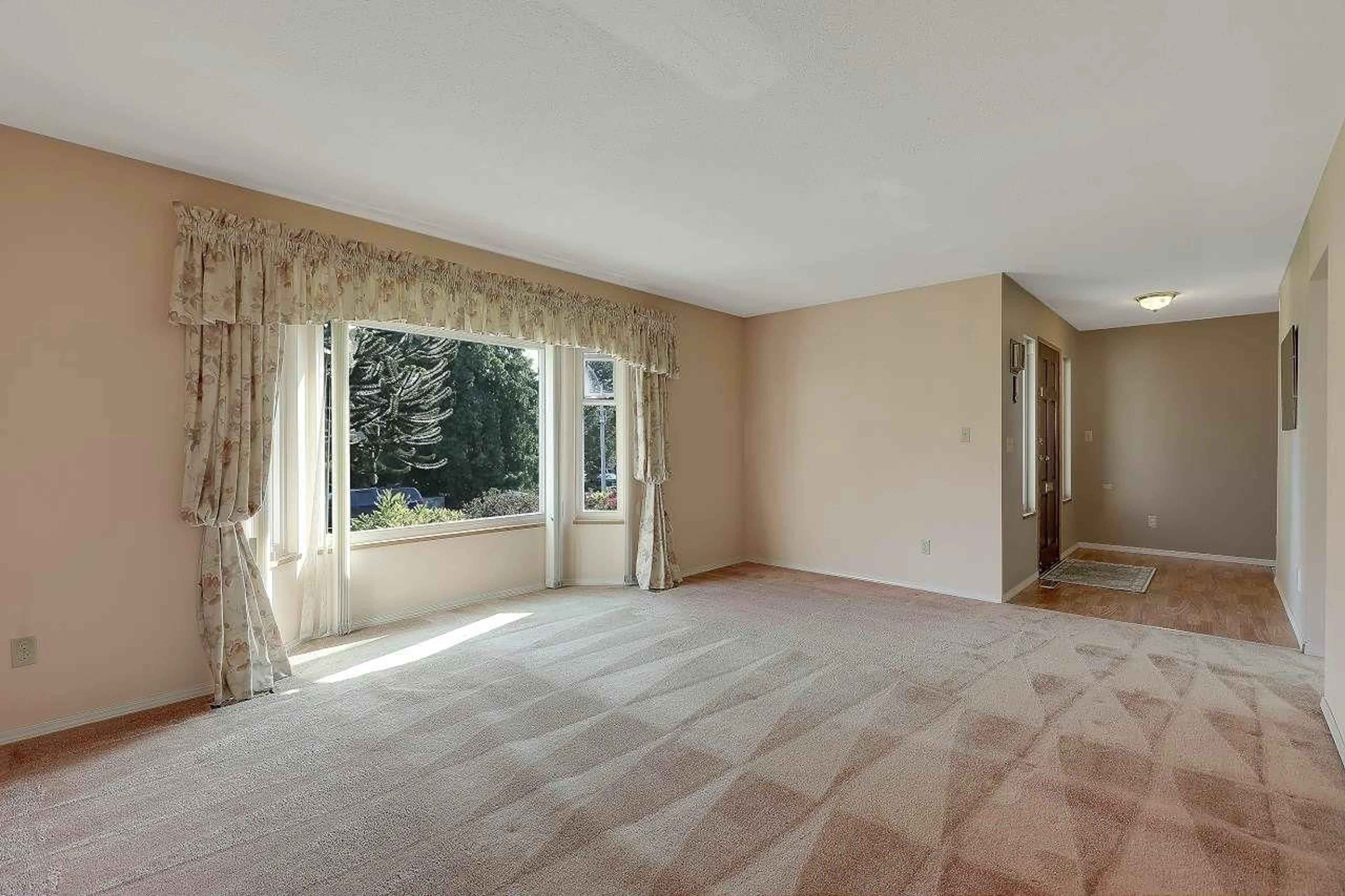 A pic of a room for 15367 85, Surrey British Columbia V3S2P5
