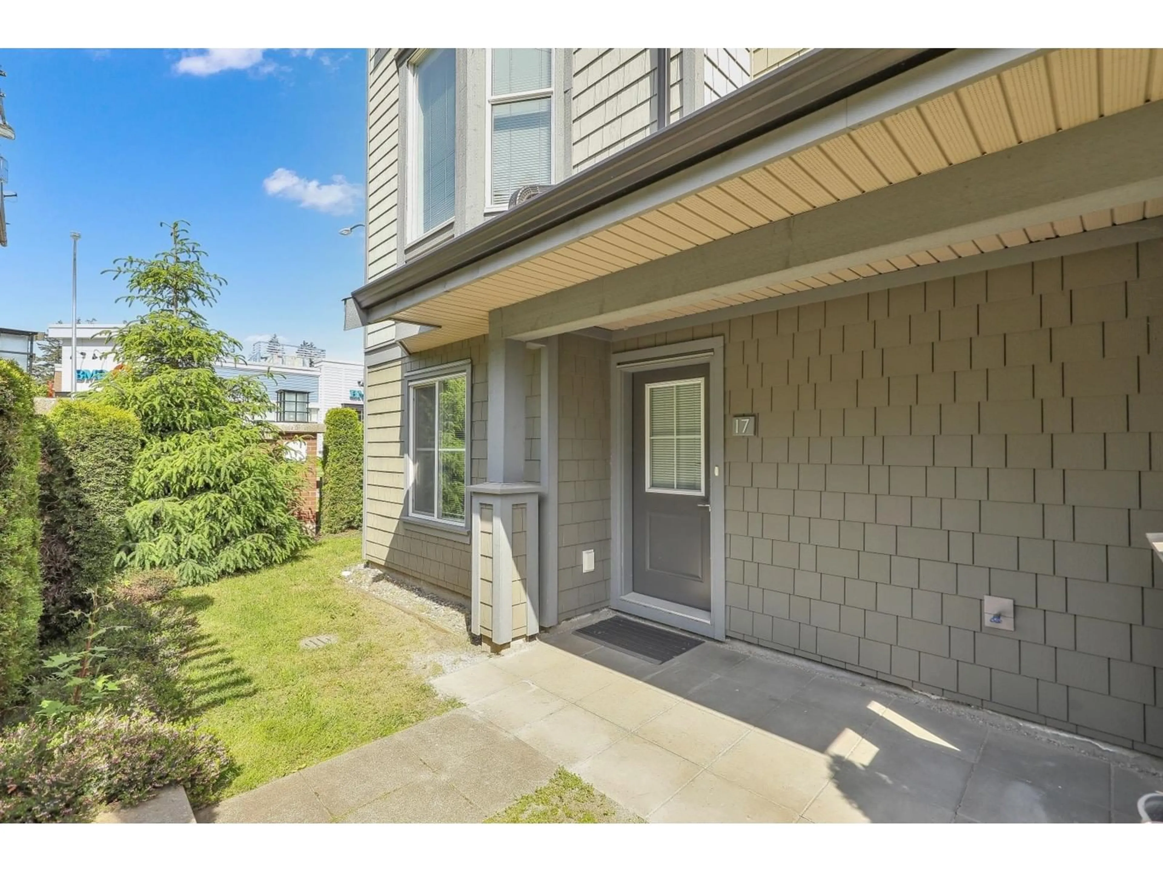 Unknown for 17 - 8050 204, Langley British Columbia V2Y0X1