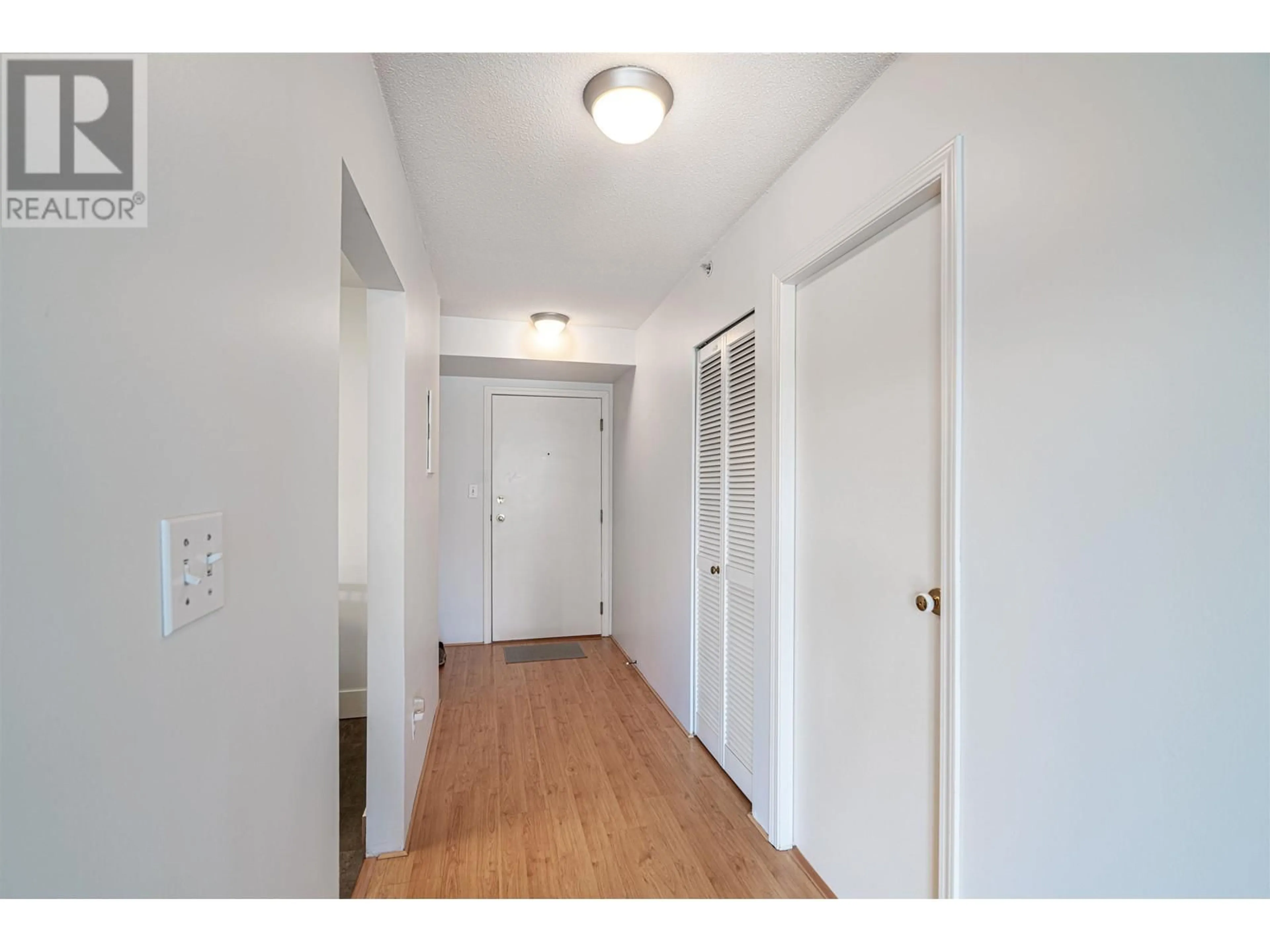 Unknown for 603 - 1180 PINETREE WAY, Coquitlam British Columbia V3B7L2