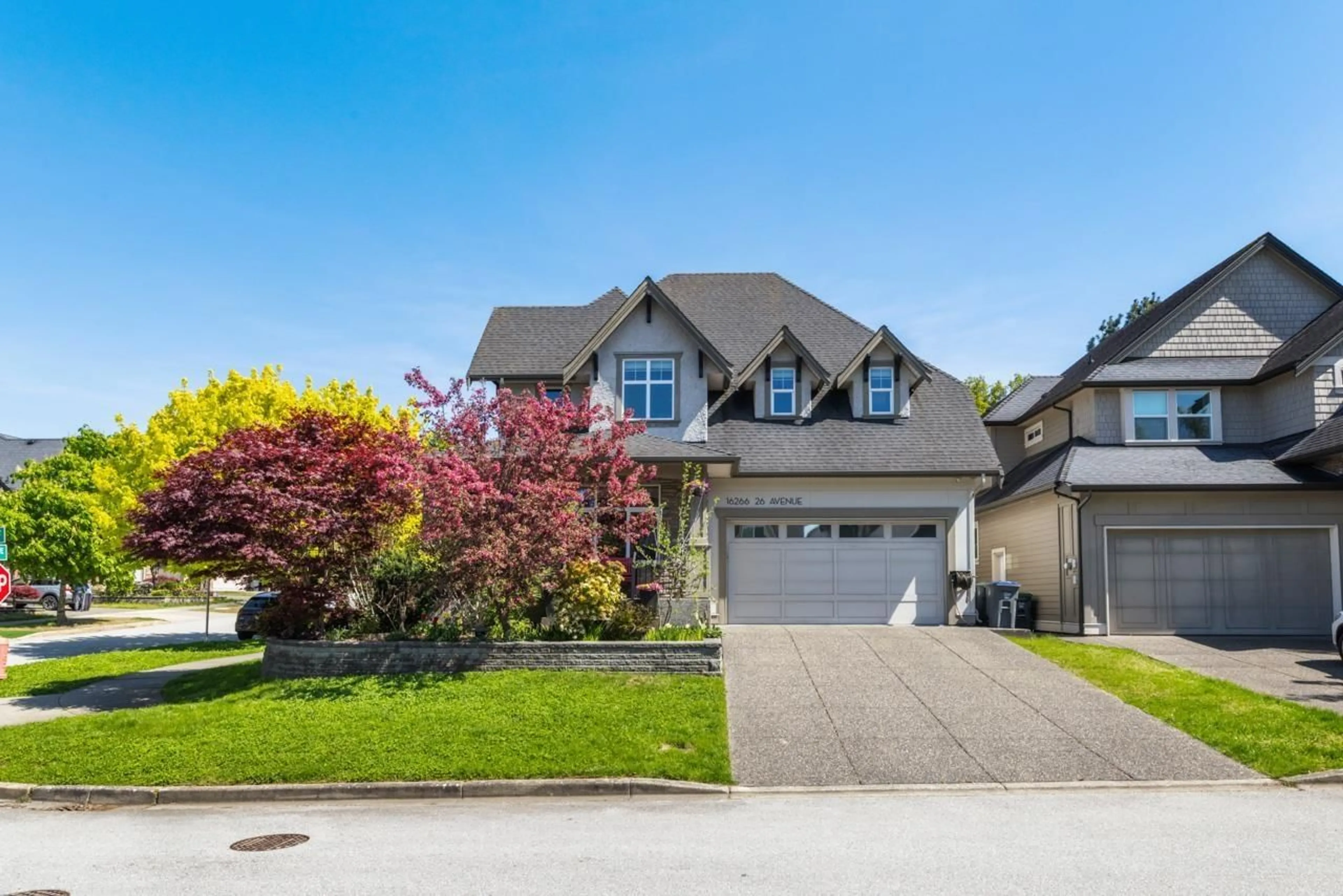 Home with vinyl exterior material, street for 16266 26, Surrey British Columbia V3Z6Z3