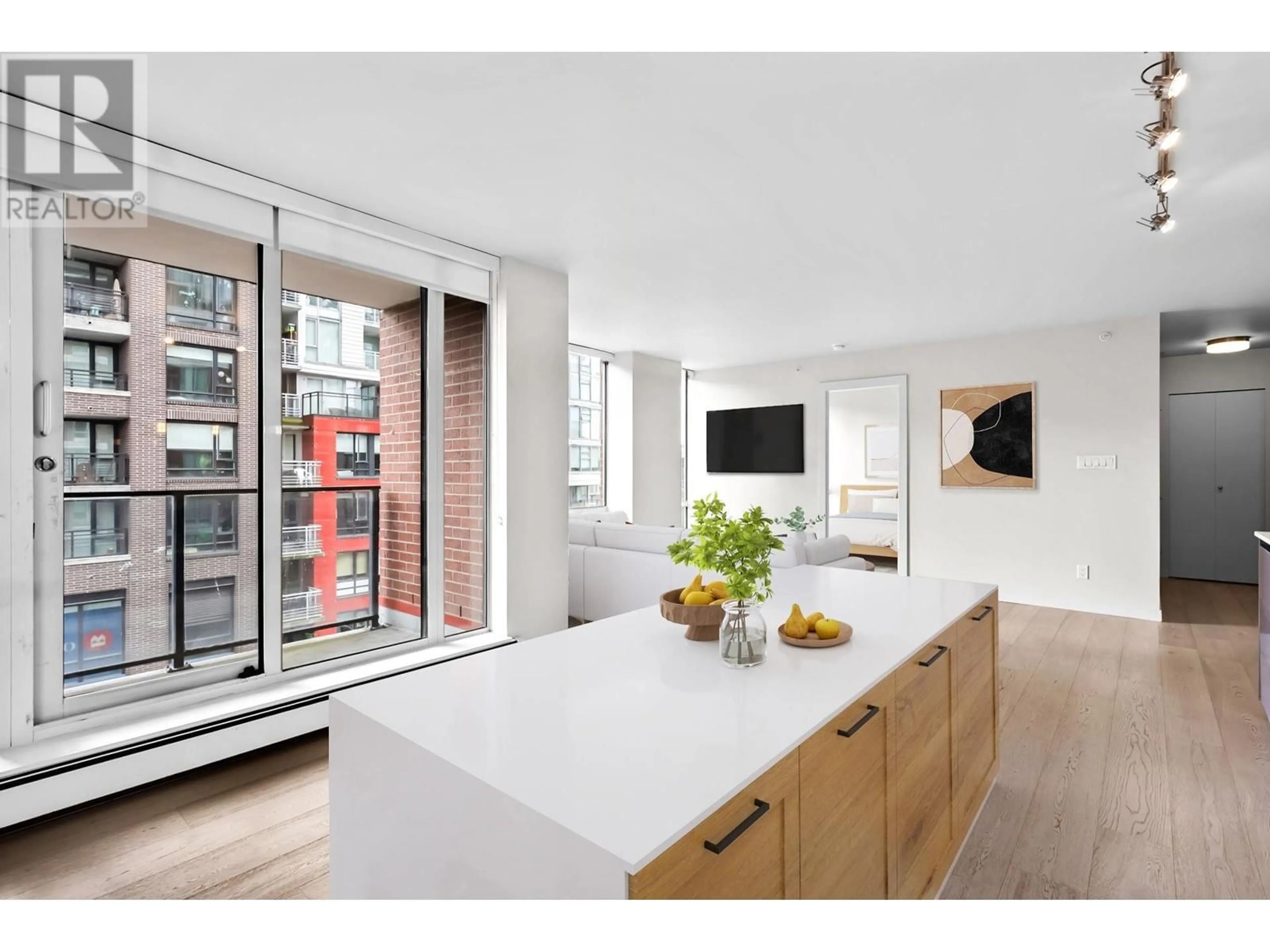 Open concept kitchen, unknown for 512 - 189 KEEFER STREET, Vancouver British Columbia V6A0C8
