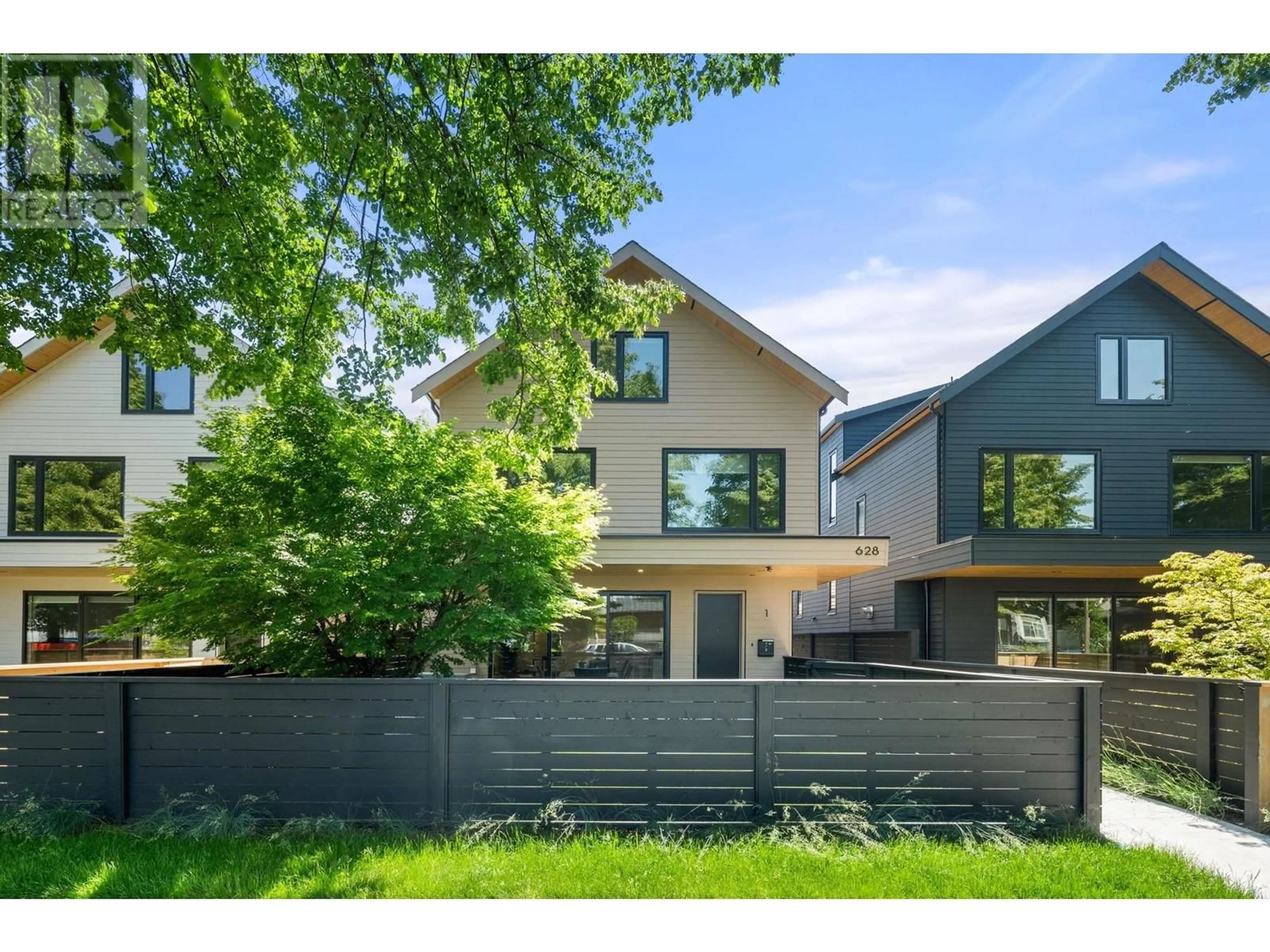 Home with brick exterior material, street for 1 - 628 46TH AVENUE, Vancouver British Columbia V5W2A3