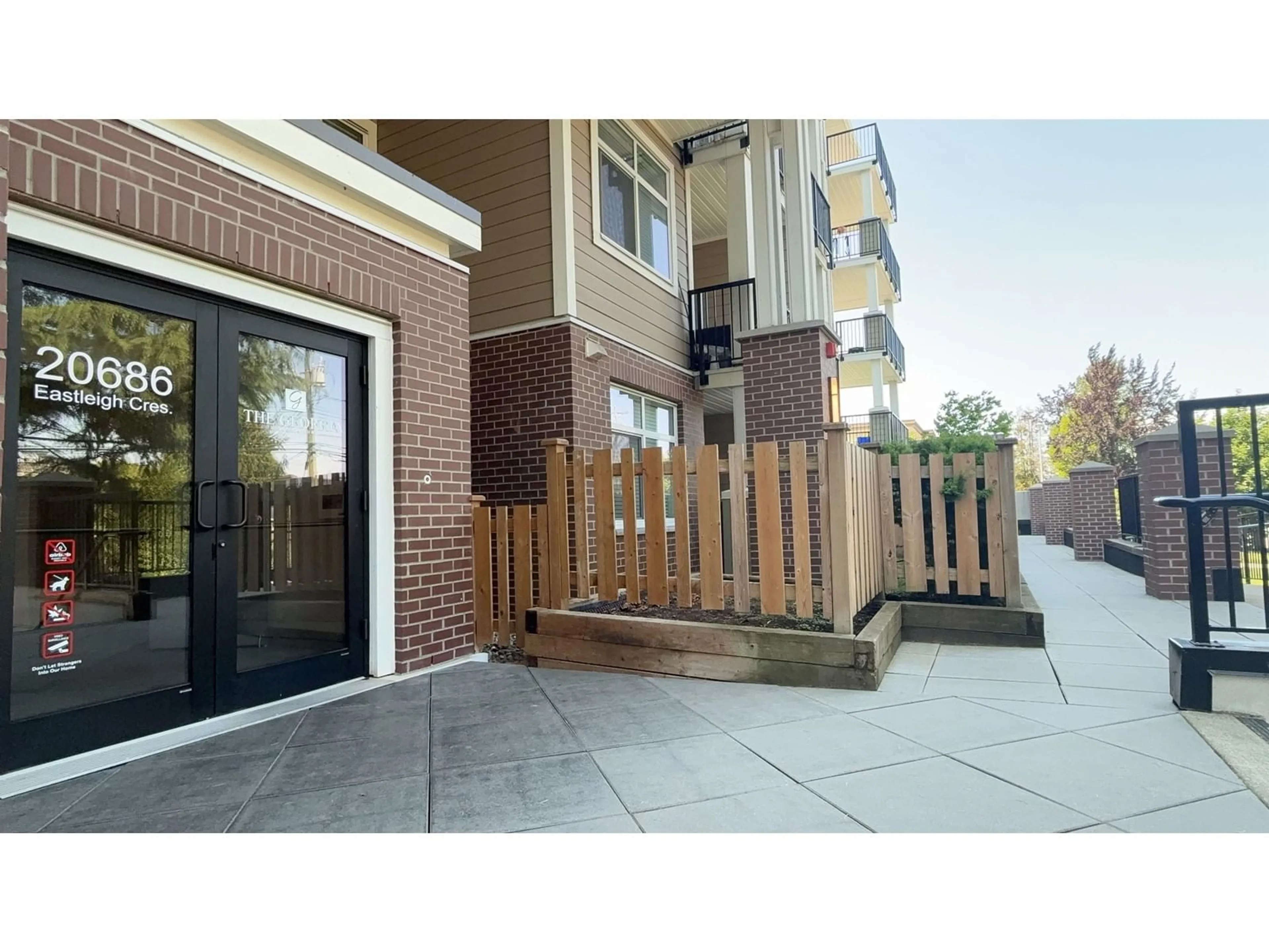 Patio, street for 507 - 20686 EASTLEIGH, Langley British Columbia V3A0M4