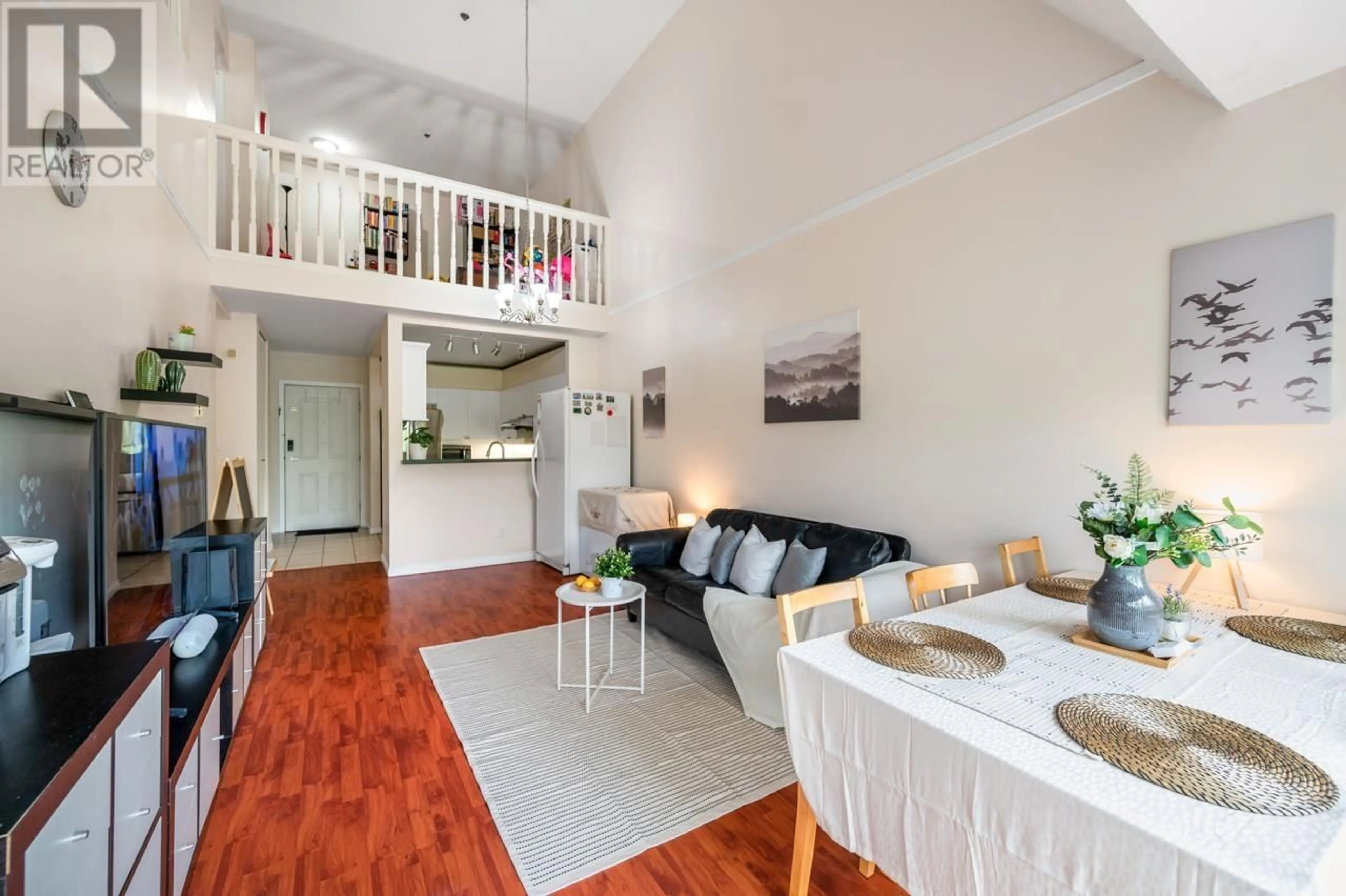 Living room with furniture, wood/laminate floor for 321 - 8620 JONES ROAD, Richmond British Columbia V6Y3Z4