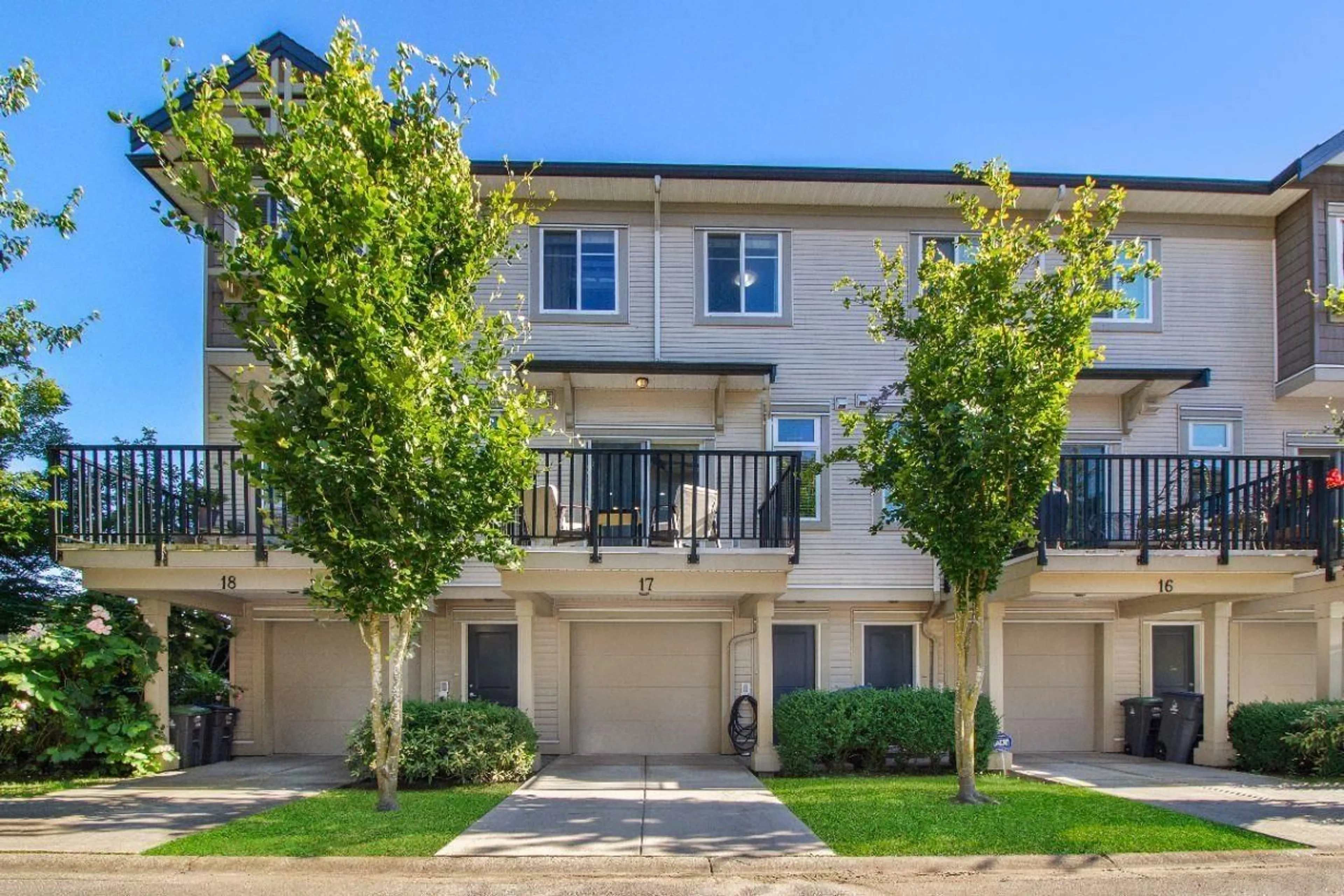 A pic from outside/outdoor area/front of a property/back of a property/a pic from drone, street for 17 - 8418 163, Surrey British Columbia V4N6K8