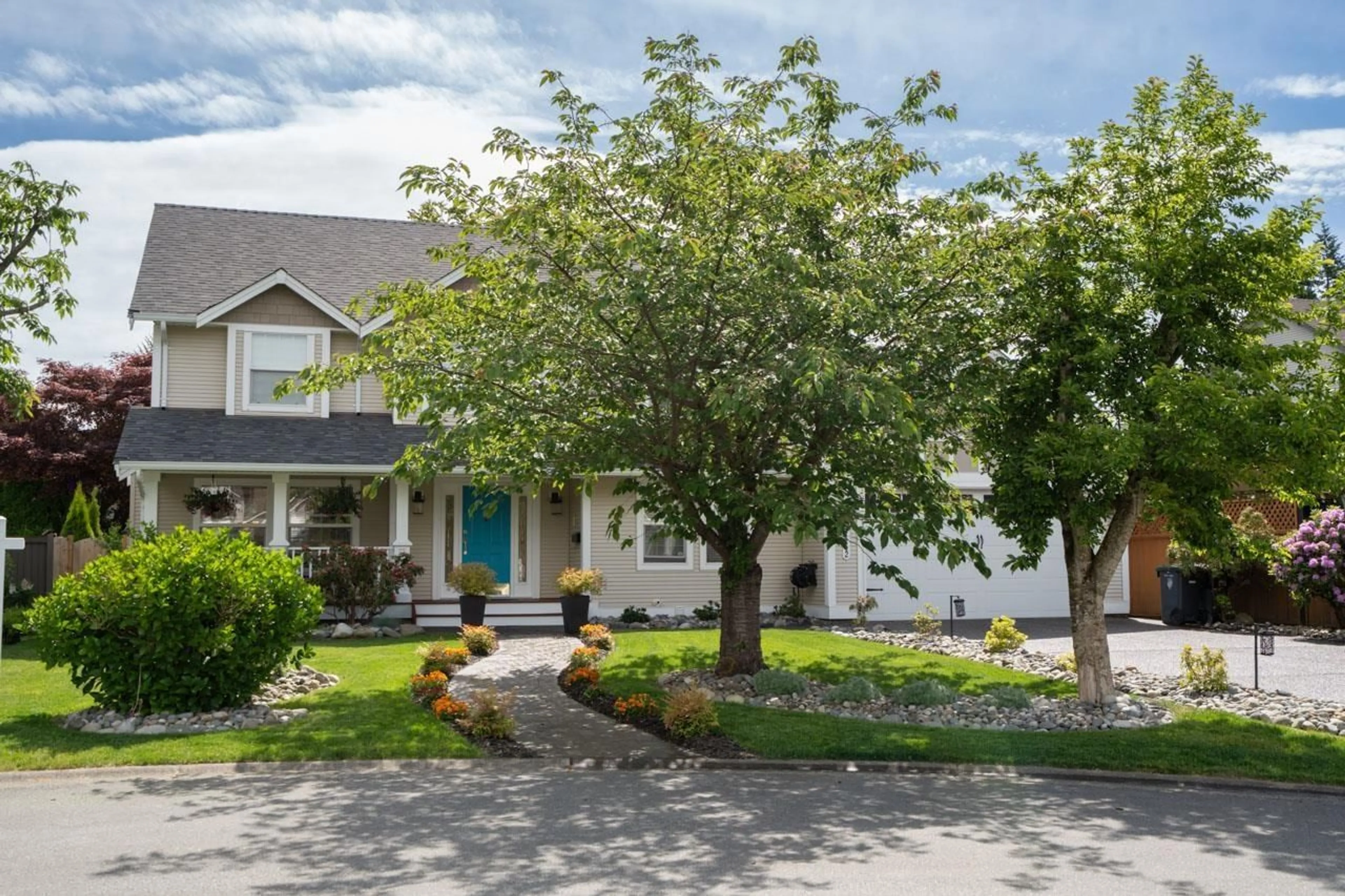 Home with vinyl exterior material, street for 4442 209B, Langley British Columbia V3A8Y8