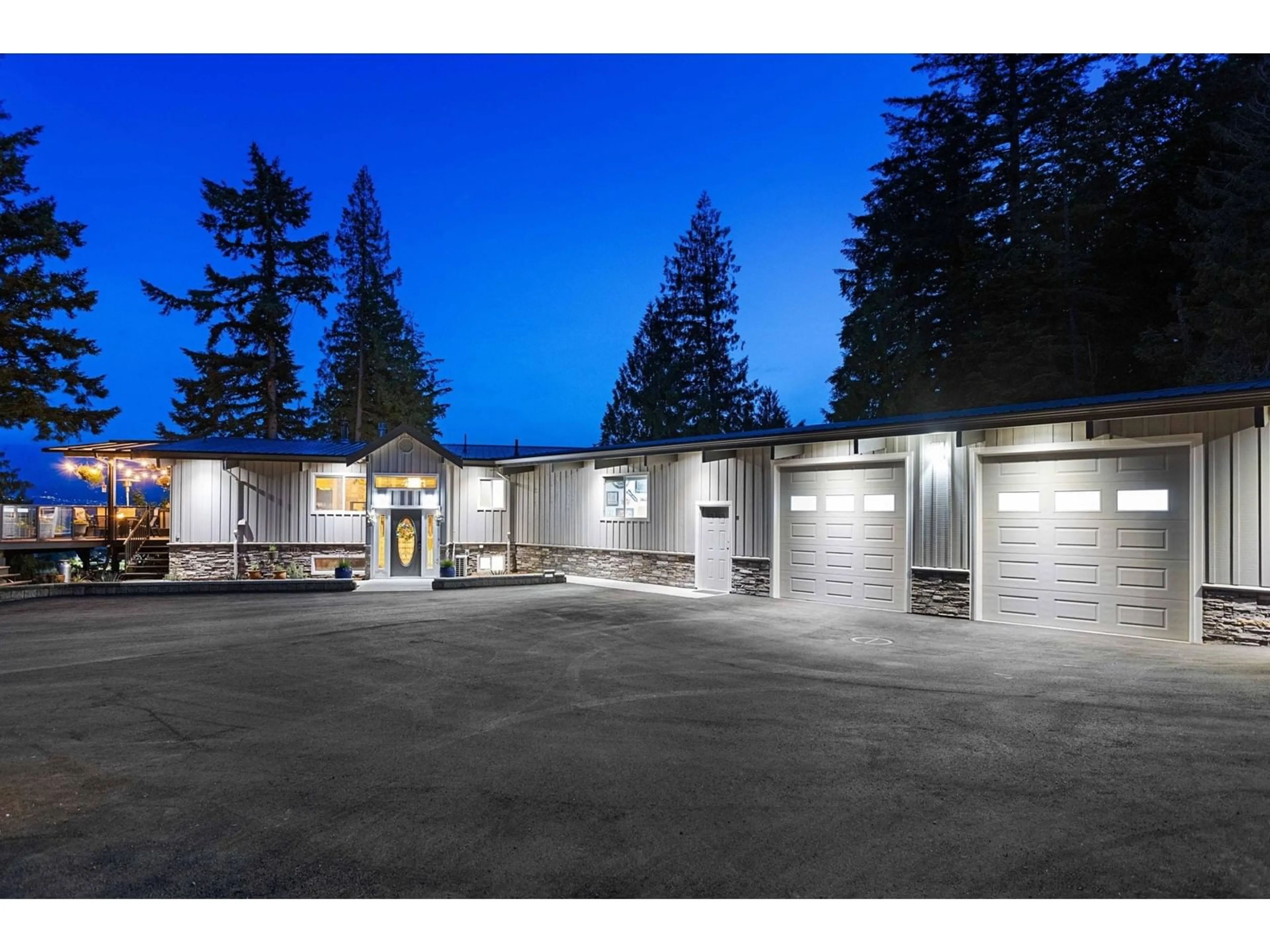 A pic from outside/outdoor area/front of a property/back of a property/a pic from drone, unknown for 47185 LATIMER ROAD, Chilliwack British Columbia V2P7M6