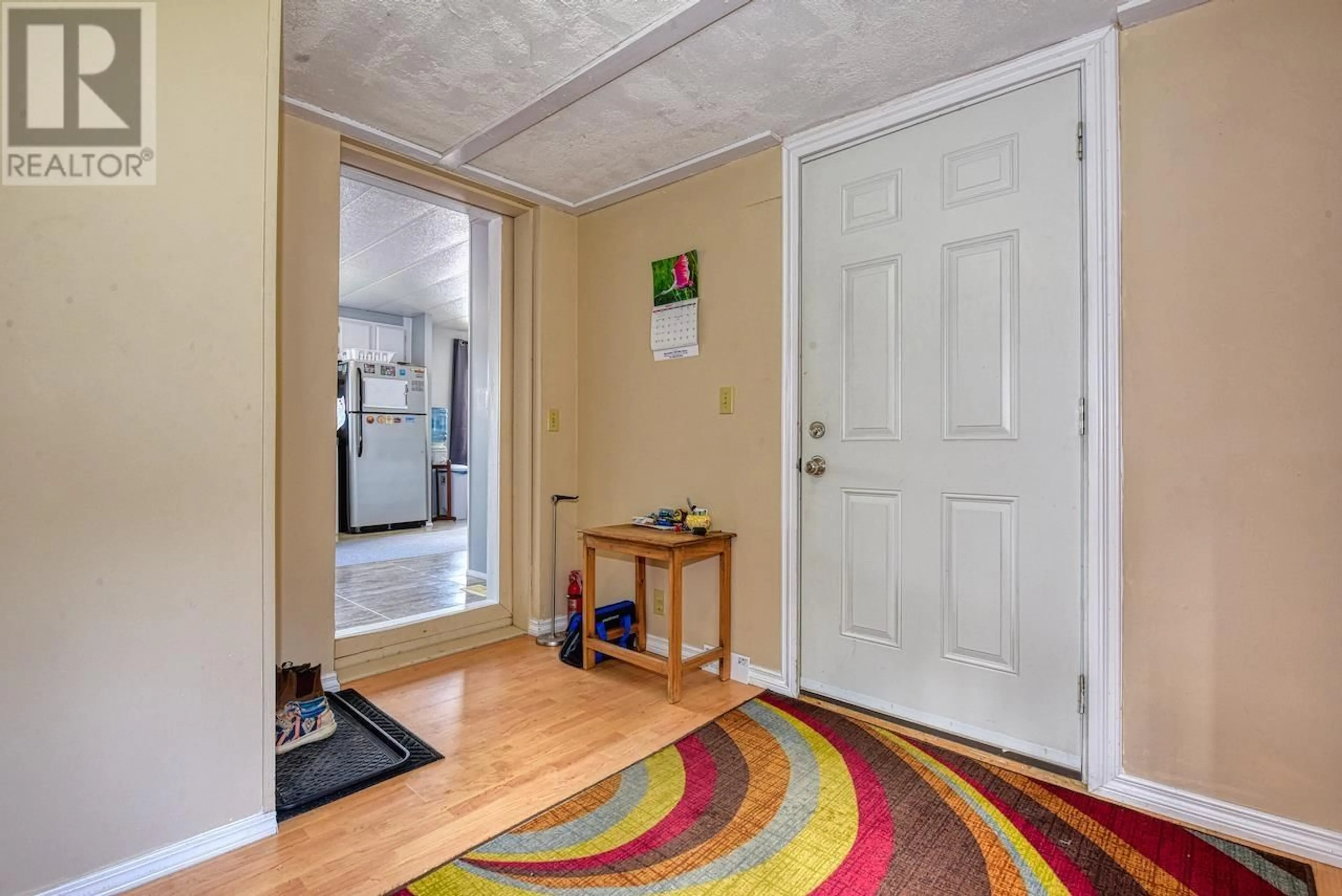 Indoor entryway for 13 - 997 CHILCOTIN 20 HIGHWAY, Williams Lake British Columbia V2G4X6