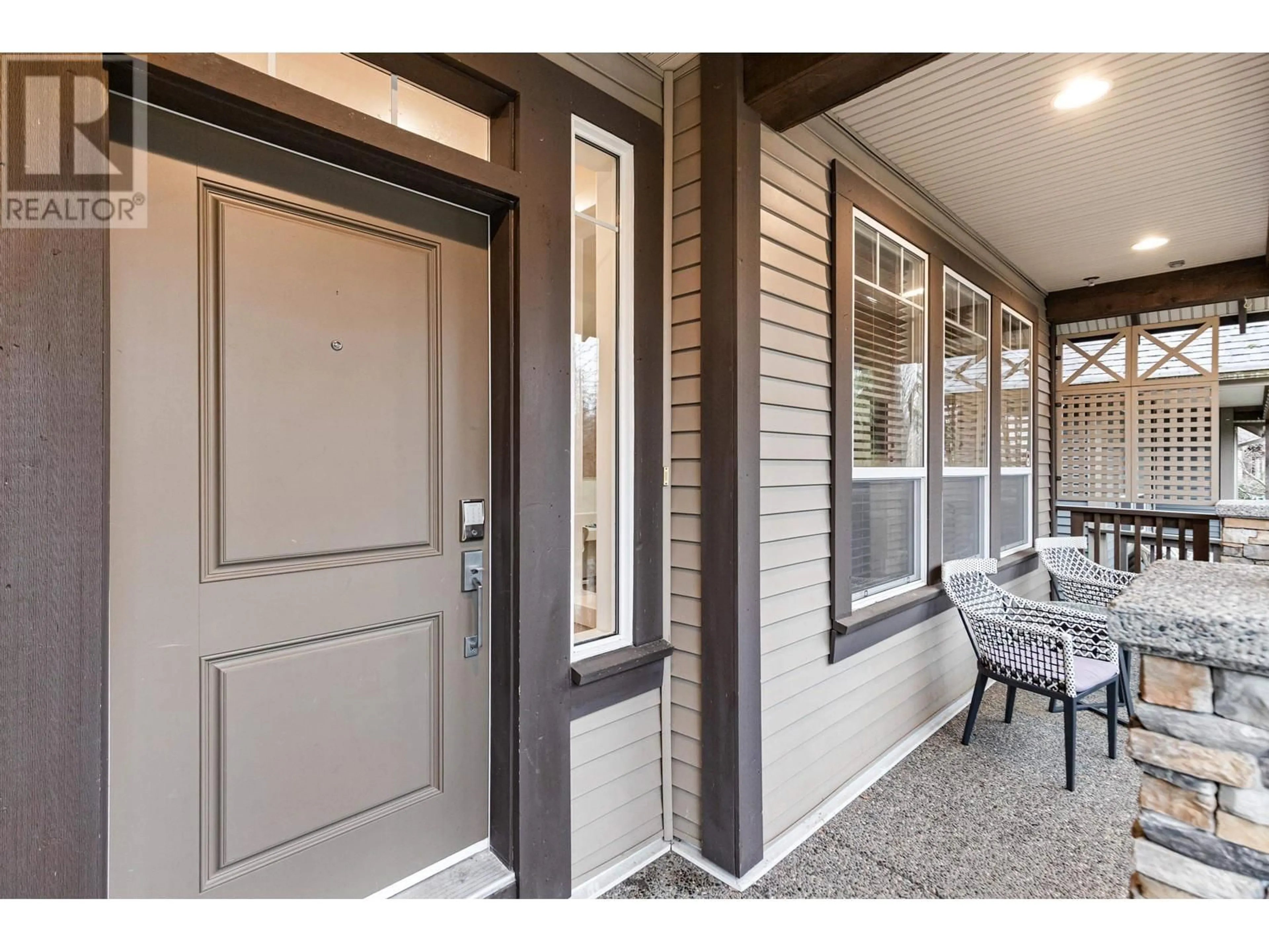 Indoor entryway for 22828 FOREMAN DRIVE, Maple Ridge British Columbia V4R0B2