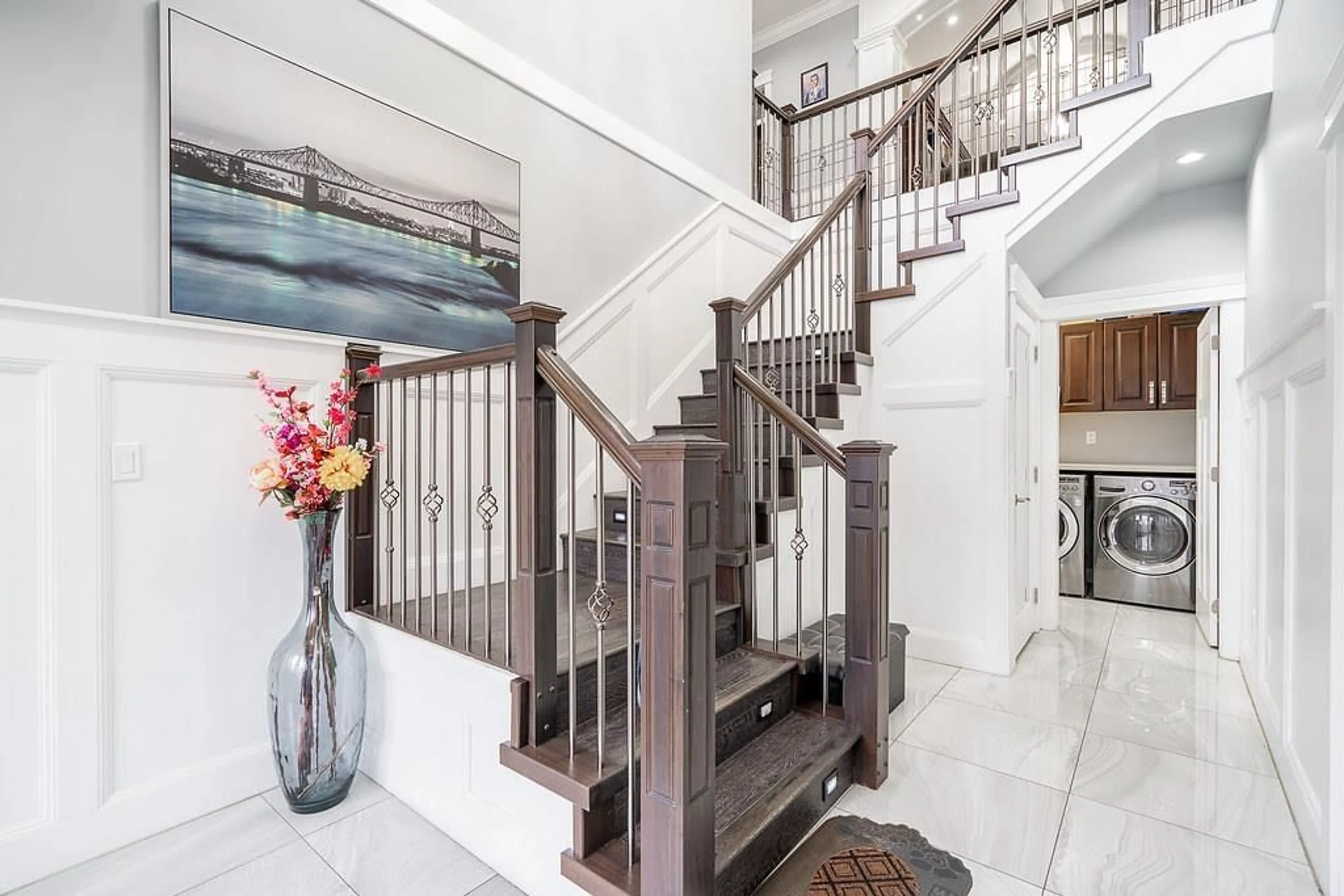 Stairs for 14921 90, Surrey British Columbia V3R6W2