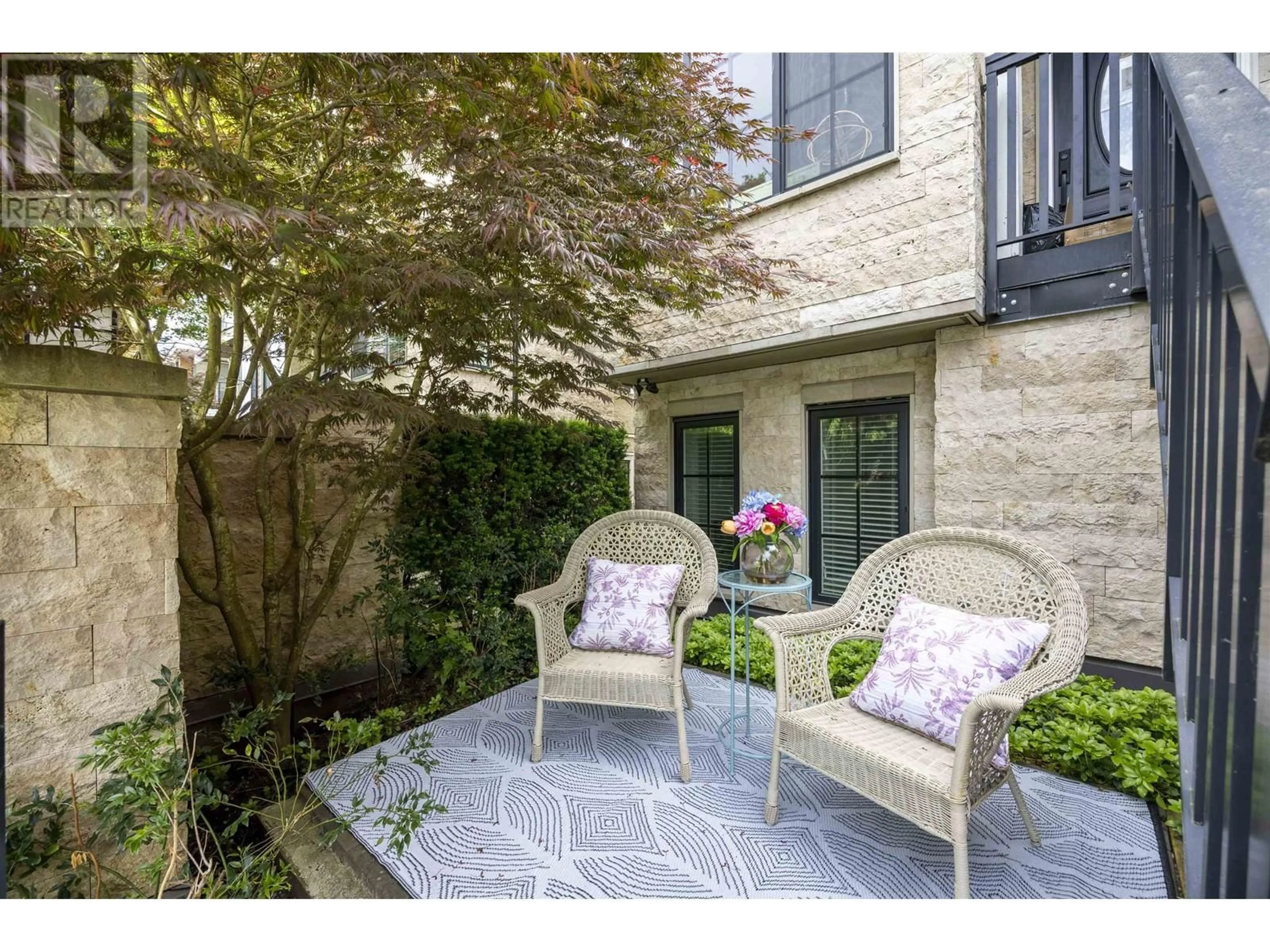 Patio, street for 356 62ND AVENUE, Vancouver British Columbia V5X2E3