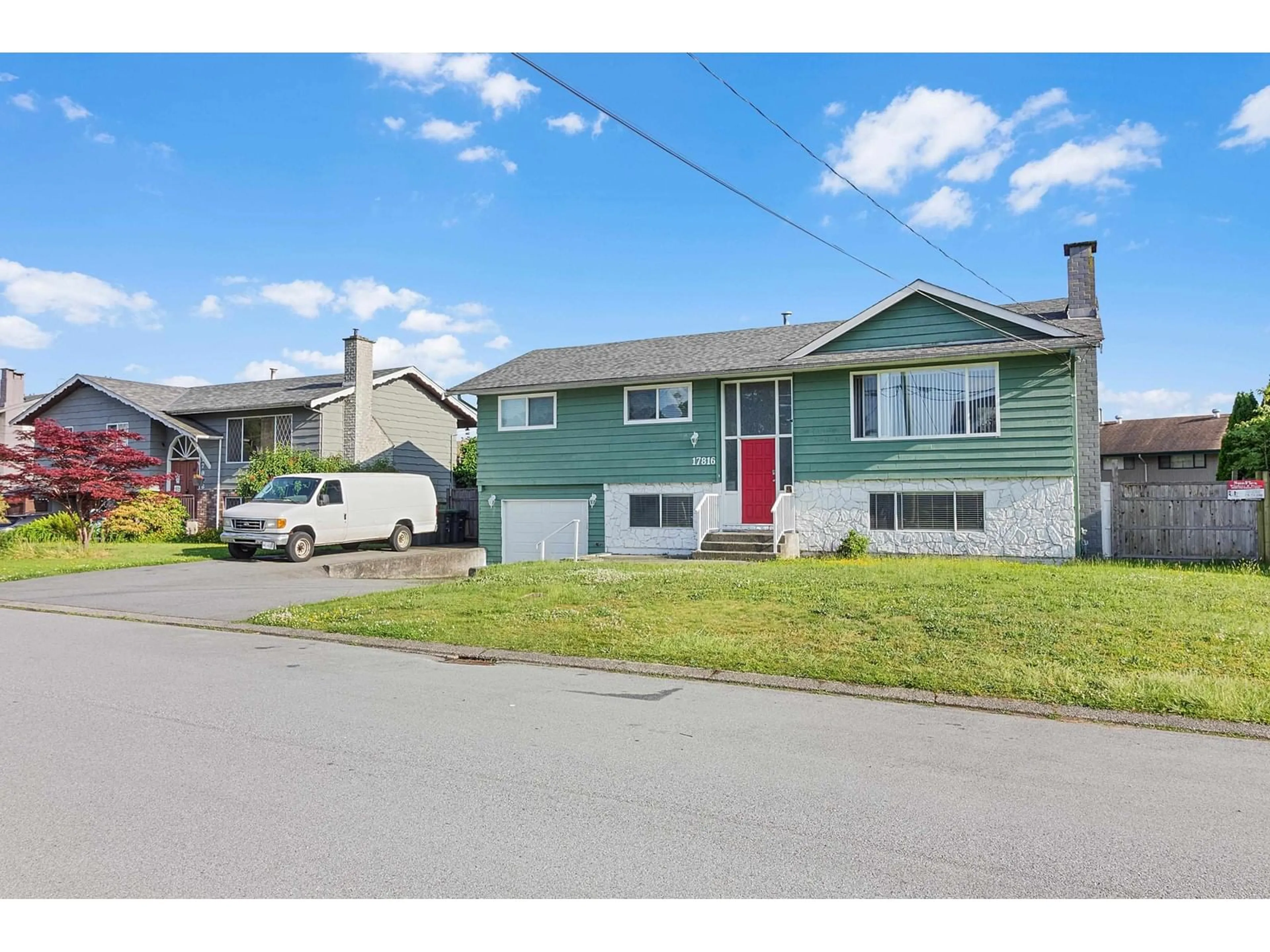Home with vinyl exterior material, street for 17816 59, Surrey British Columbia V3S1P5