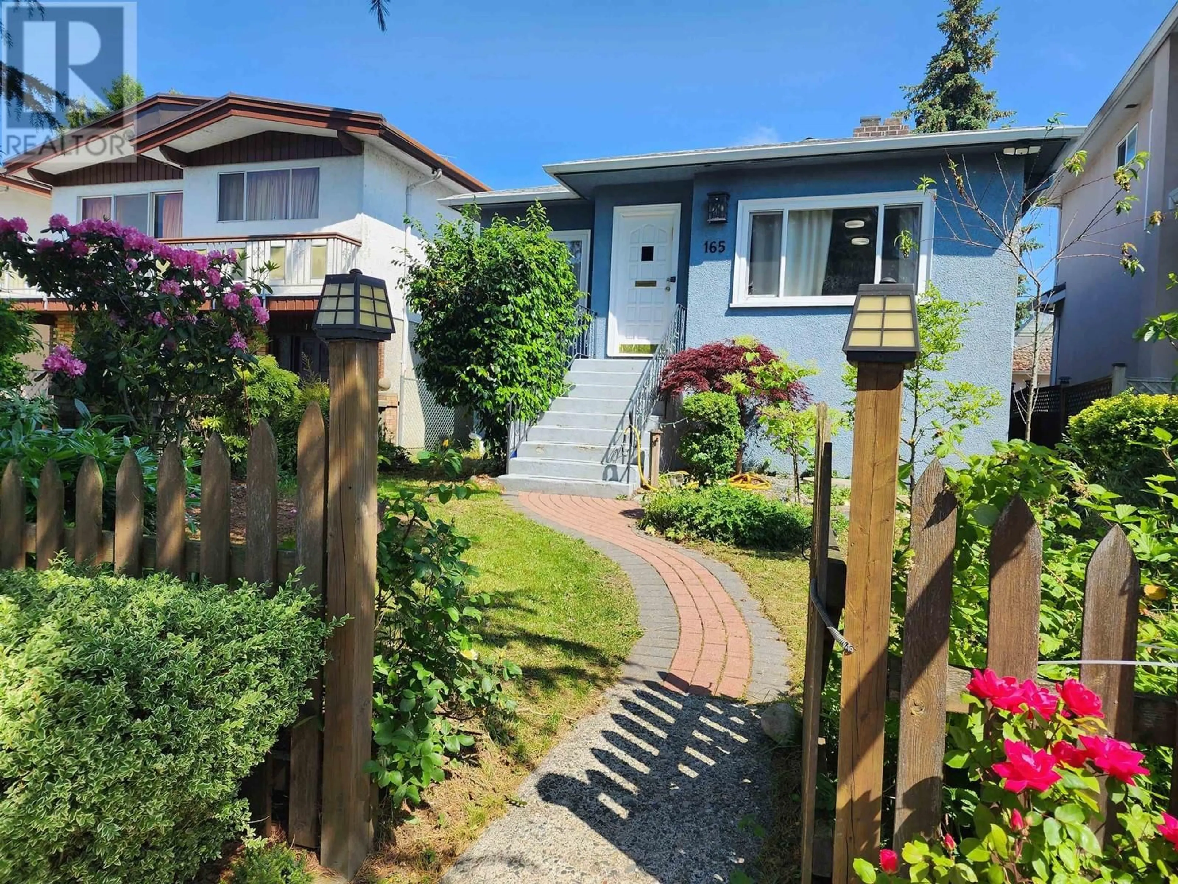 Unknown for 165 55TH AVENUE, Vancouver British Columbia V5X1M7