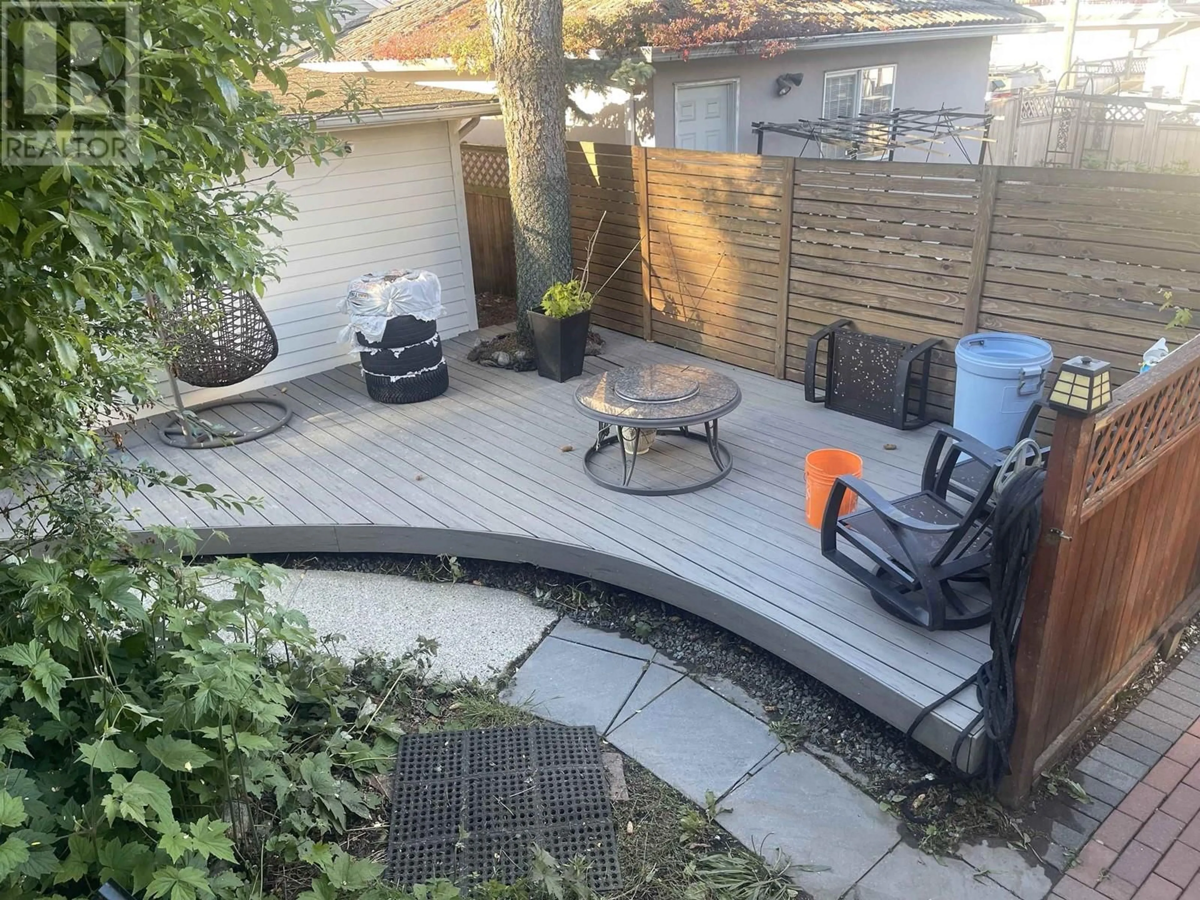 Patio, street for 165 55TH AVENUE, Vancouver British Columbia V5X1M7