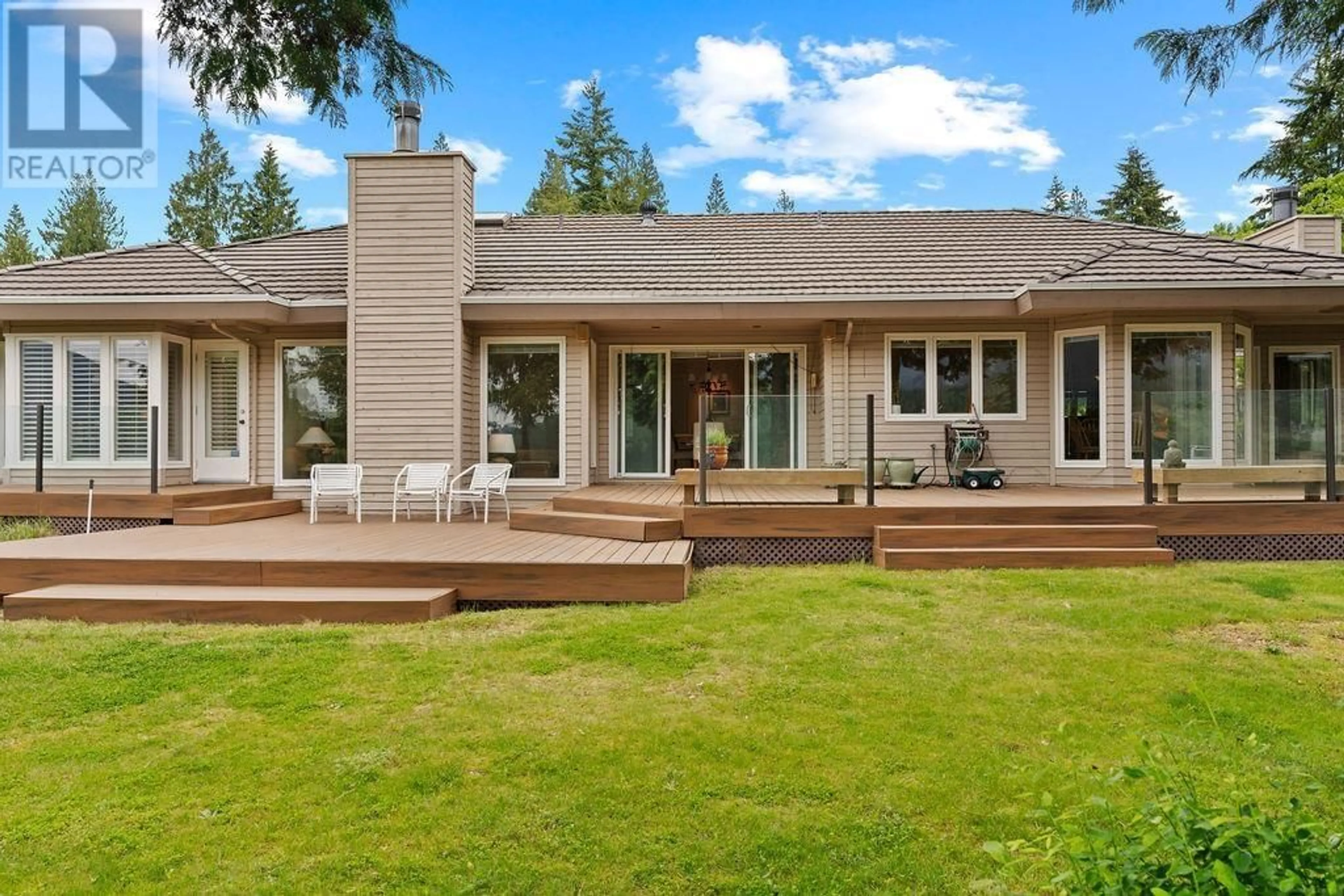 Unknown for 40152 BILL'S PLACE, Squamish British Columbia V8B0A6