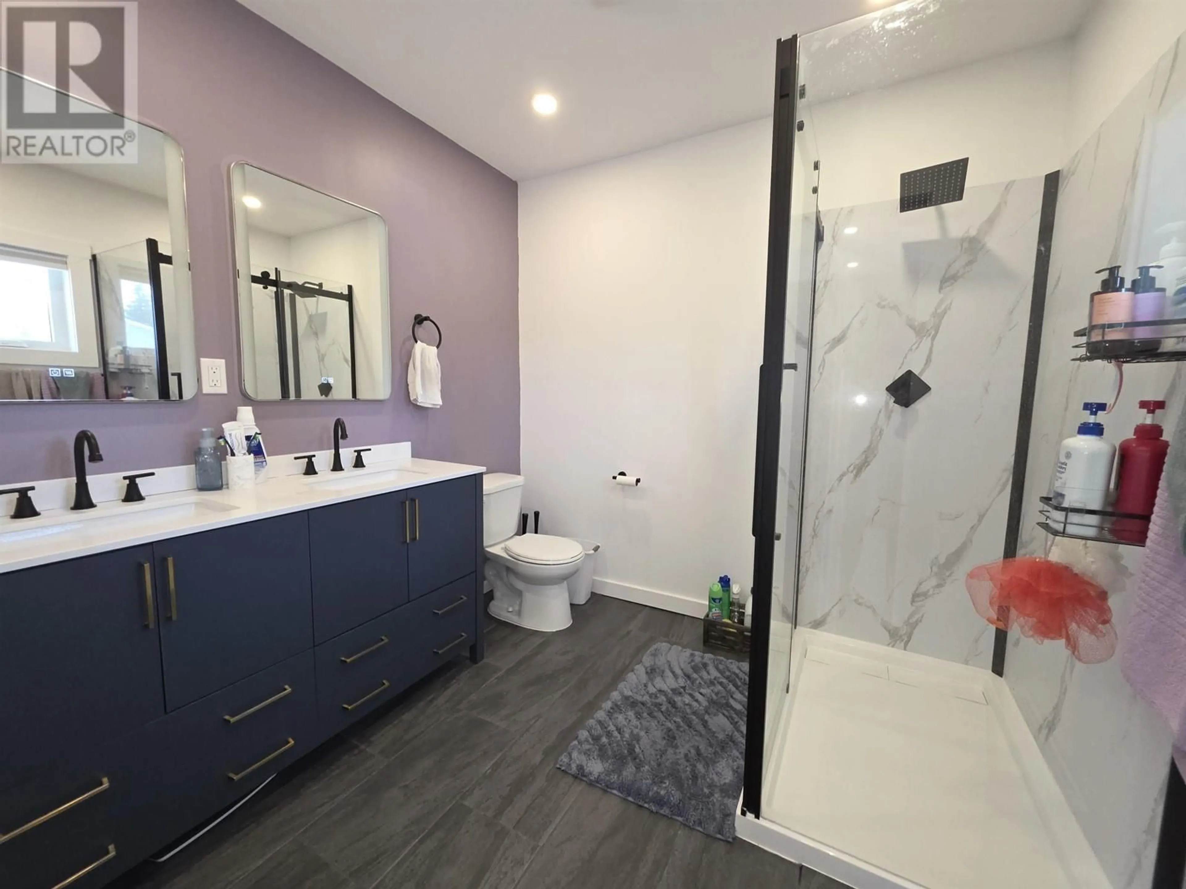 Contemporary bathroom, ceramic/tile floor for 437 W 2ND STREET, Vanderhoof British Columbia V0J3A0