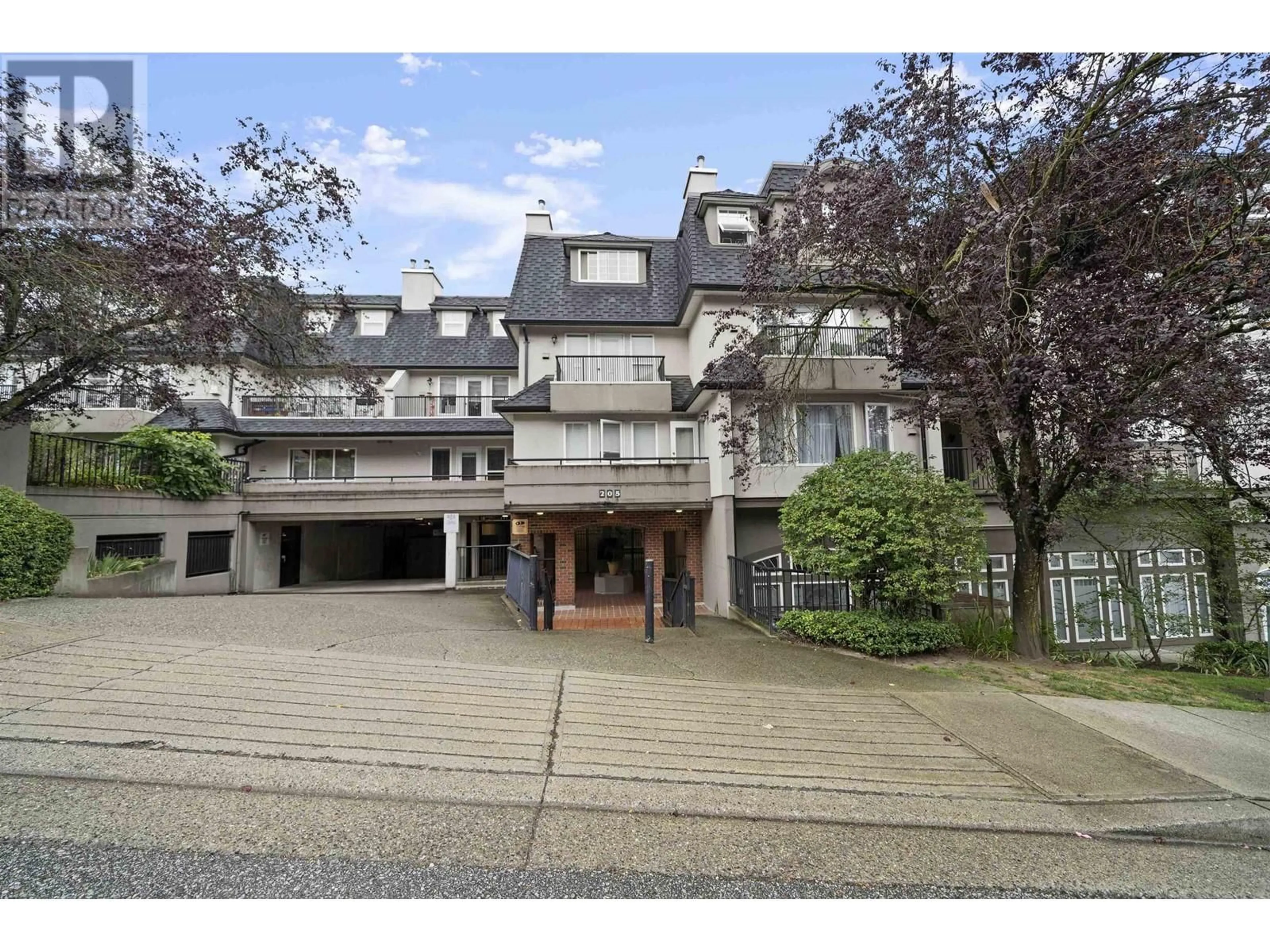 Unknown for 29 - 205 LEBLEU STREET, Coquitlam British Columbia V3K6Z5