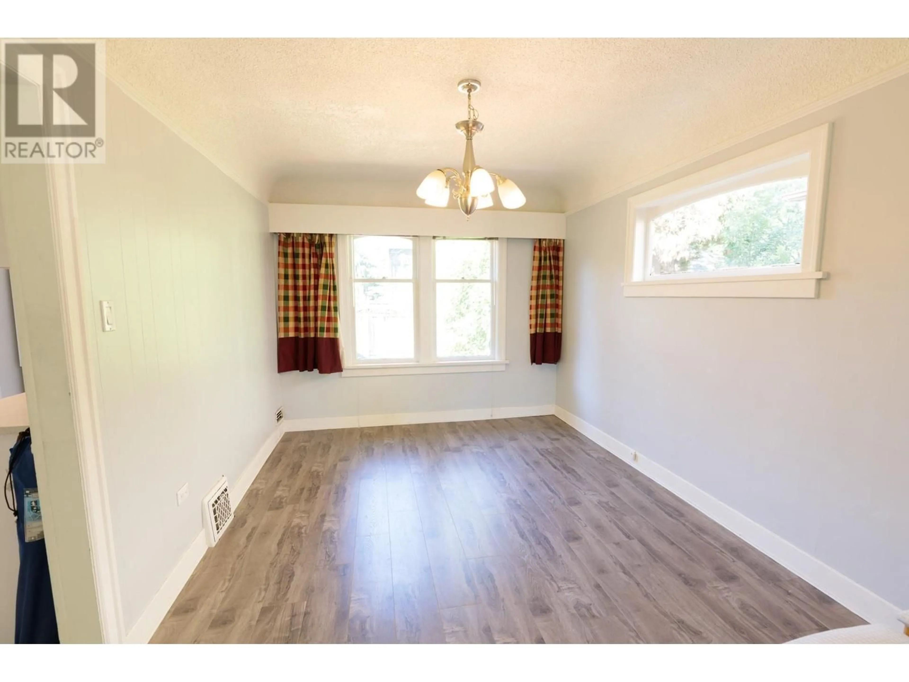 A pic of a room for 2529 41ST AVENUE, Vancouver British Columbia V6N3C2