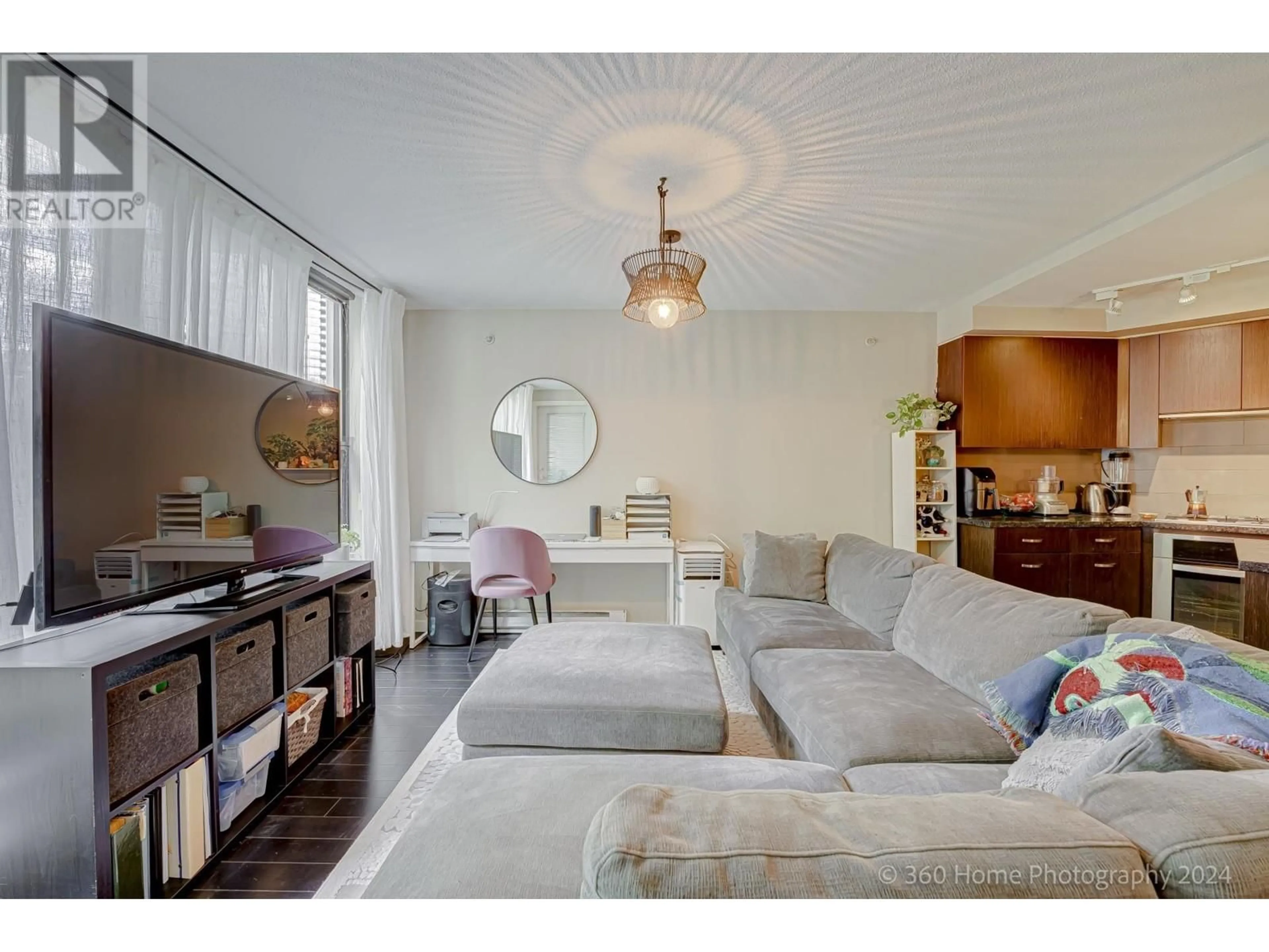Living room with furniture, unknown for 7 - 1185 THE HIGH STREET, Coquitlam British Columbia V3B0A9