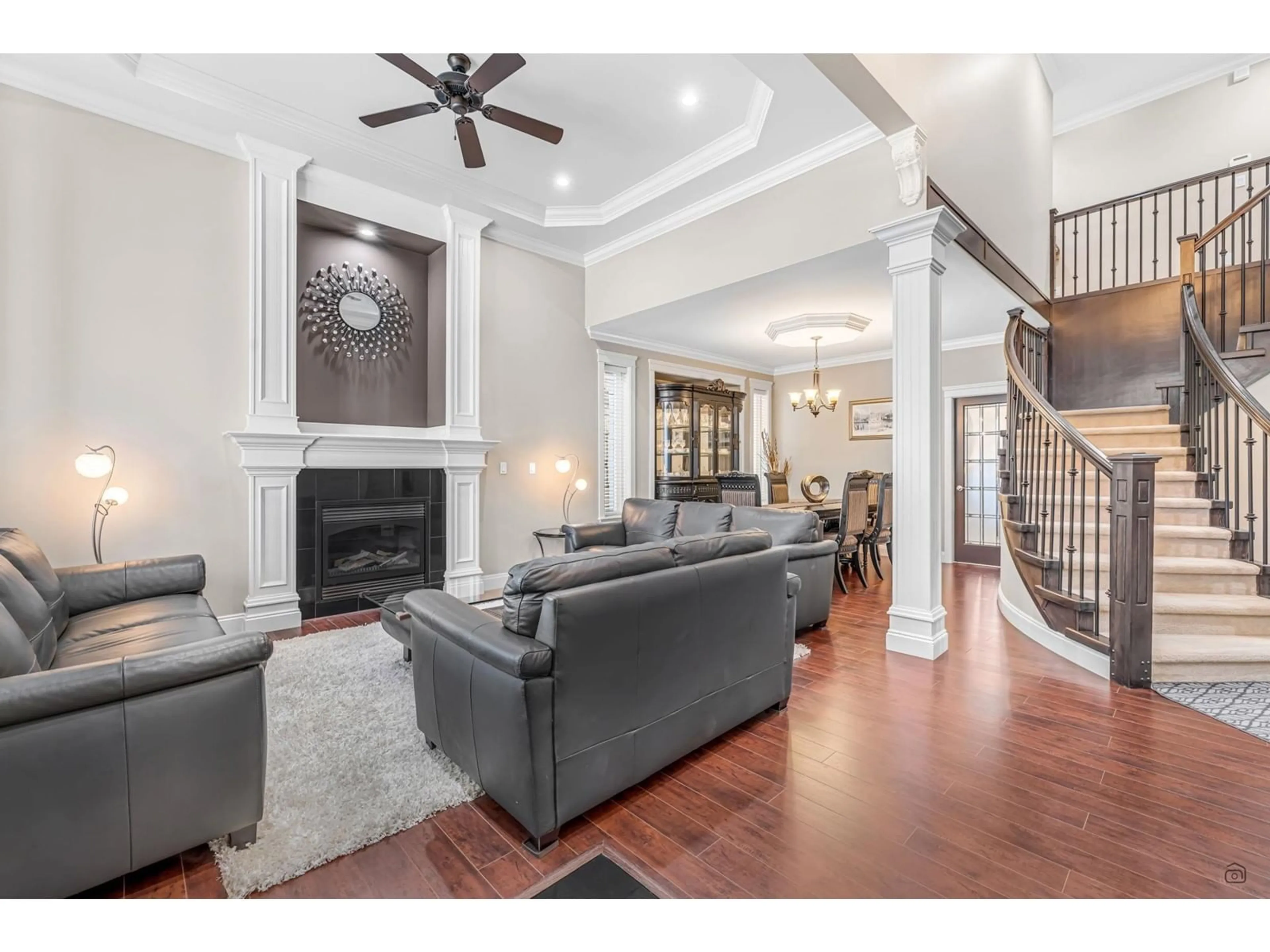 Living room with furniture, unknown for 5963 125, Surrey British Columbia V3X1X2