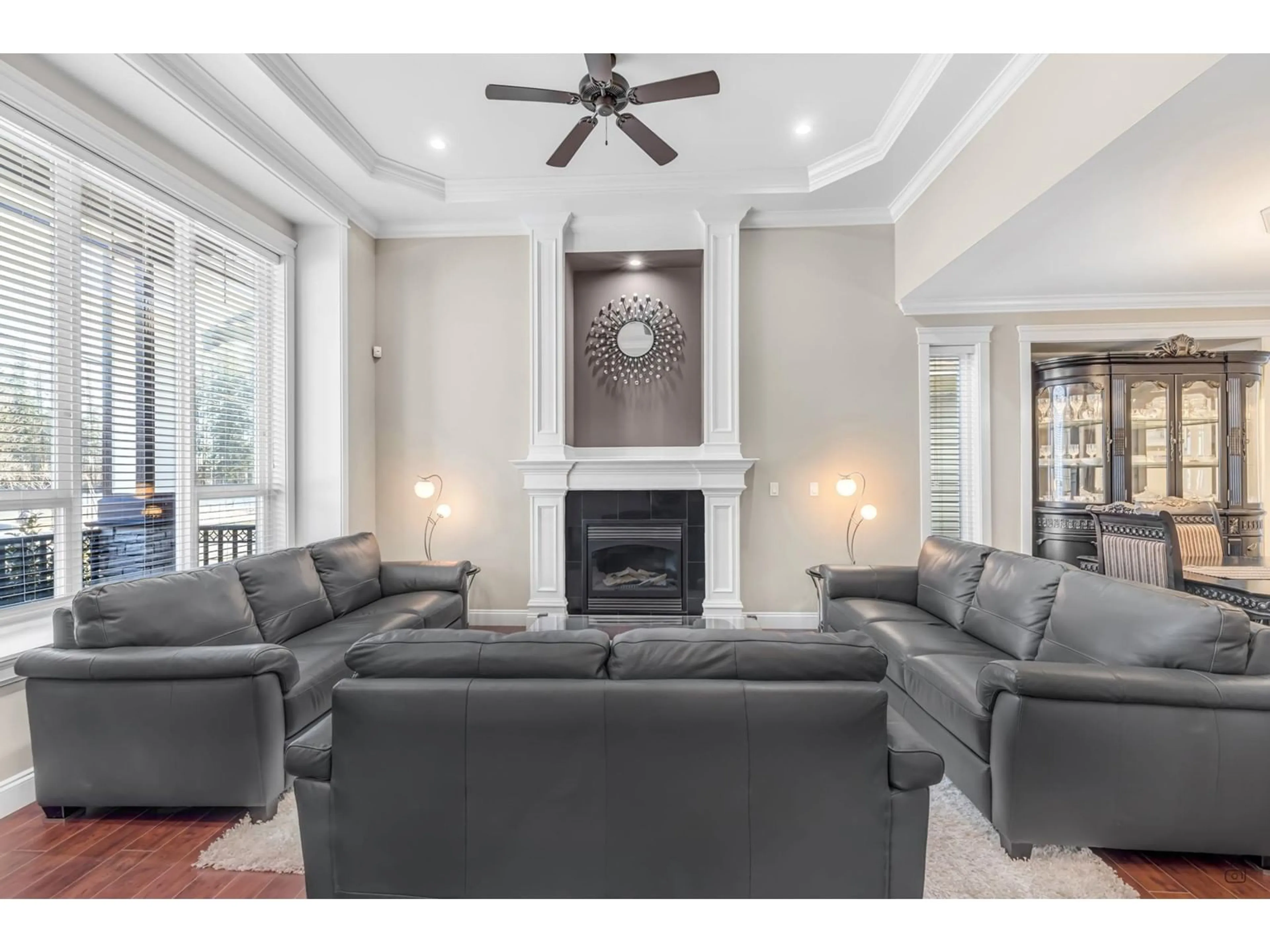 Living room with furniture, unknown for 5963 125, Surrey British Columbia V3X1X2