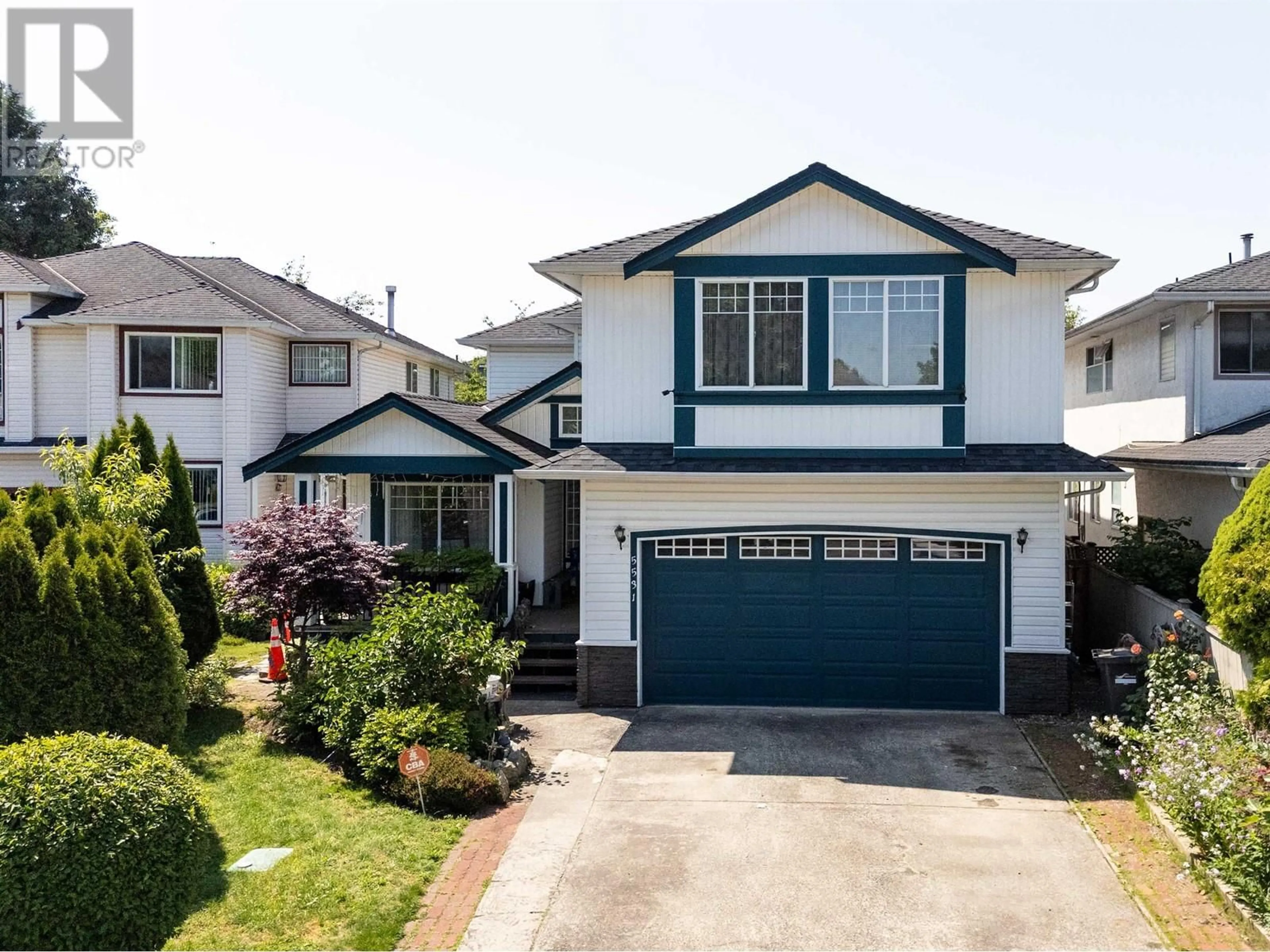 Home with vinyl exterior material, street for 5531 GARRATT COURT, Richmond British Columbia V6V2P4