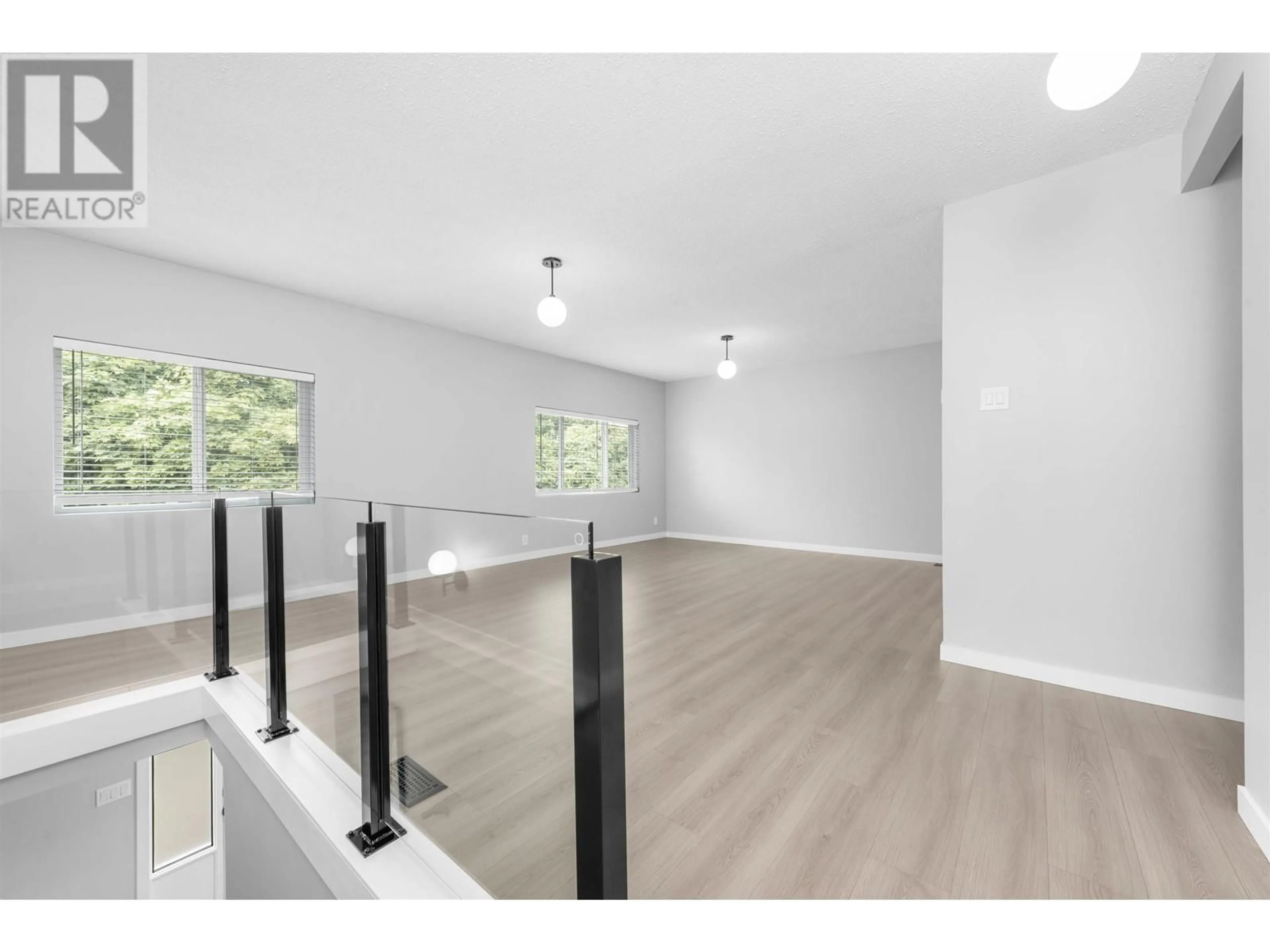 Unknown for 2062 35TH AVENUE, Vancouver British Columbia V5P1B9