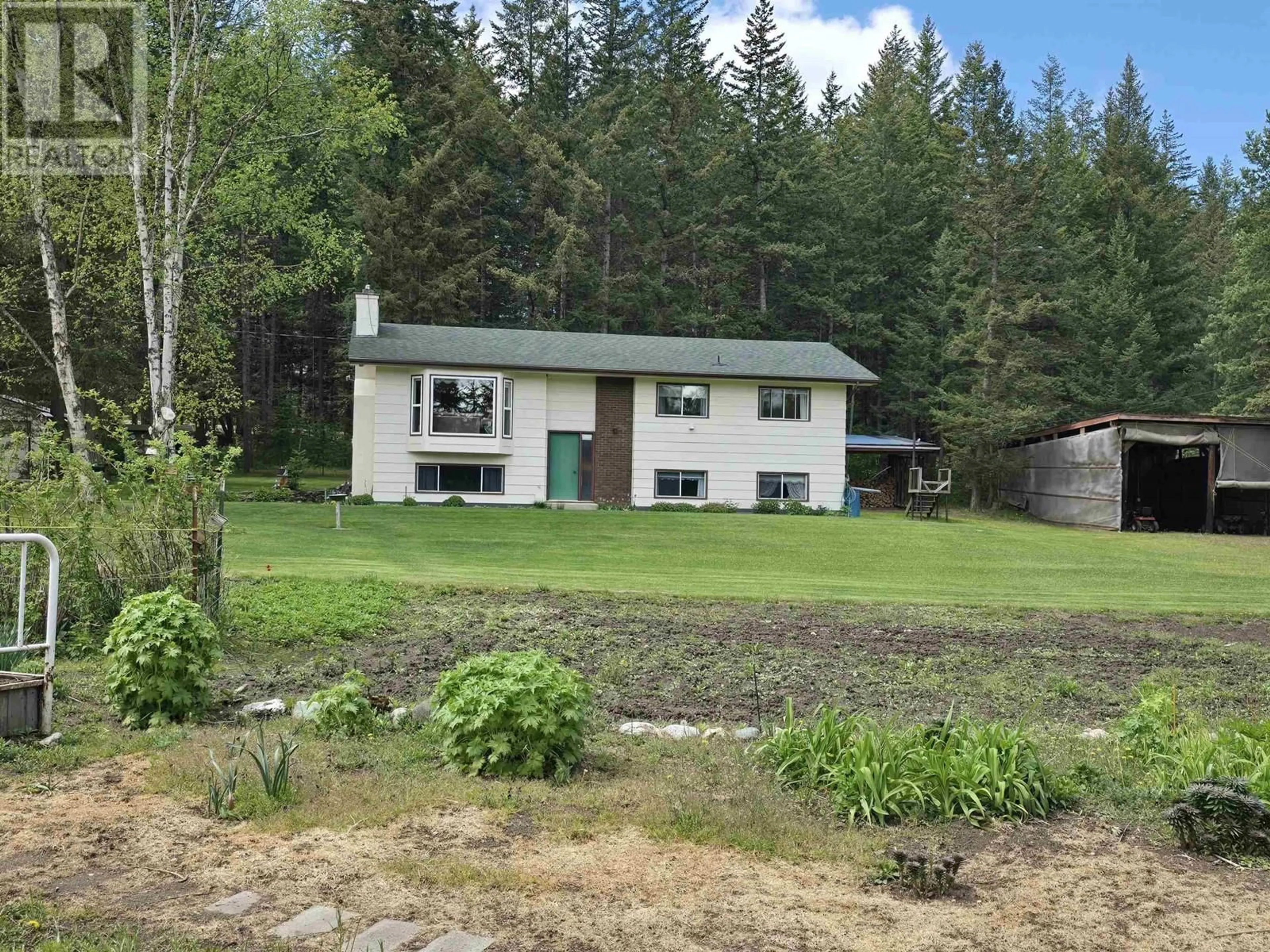 A pic from outside/outdoor area/front of a property/back of a property/a pic from drone, unknown for 2713 BUDD ROAD, Quesnel British Columbia V2J6L3