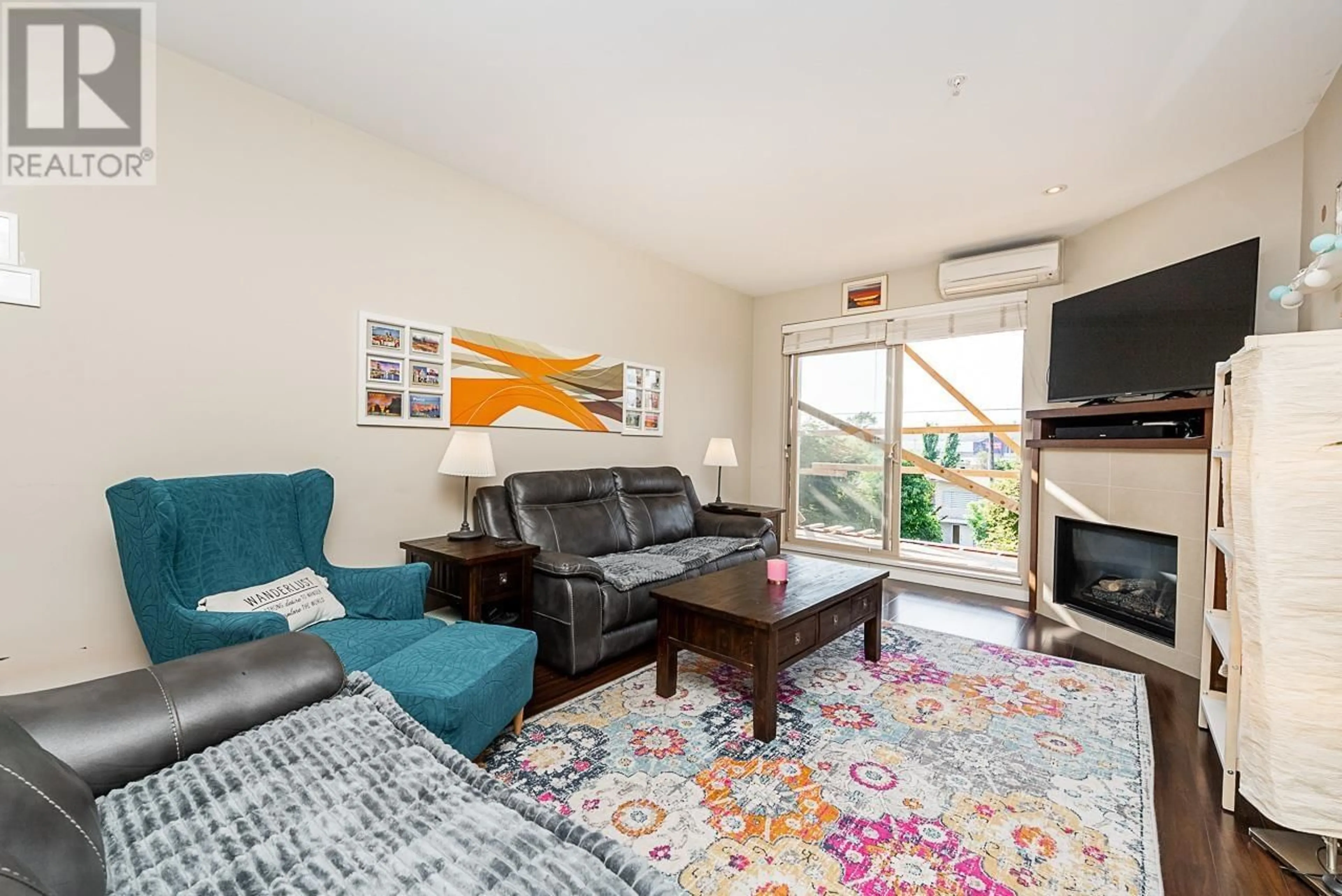 Living room with furniture, unknown for 301 - 288 HAMPTON STREET, New Westminster British Columbia V3M5L9