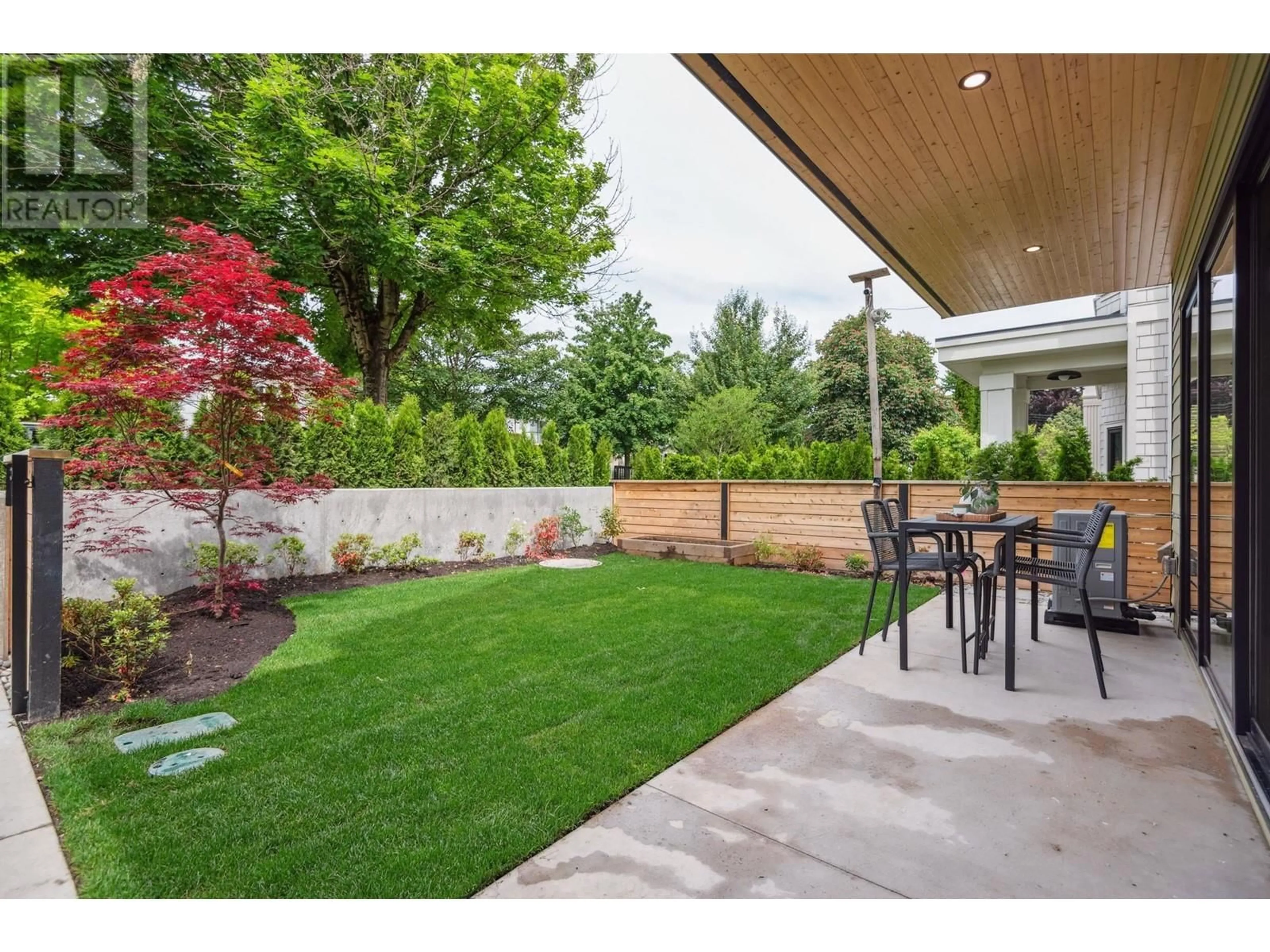 Patio, street for 1 - 4748 ARGYLE STREET, Vancouver British Columbia V5N3X8