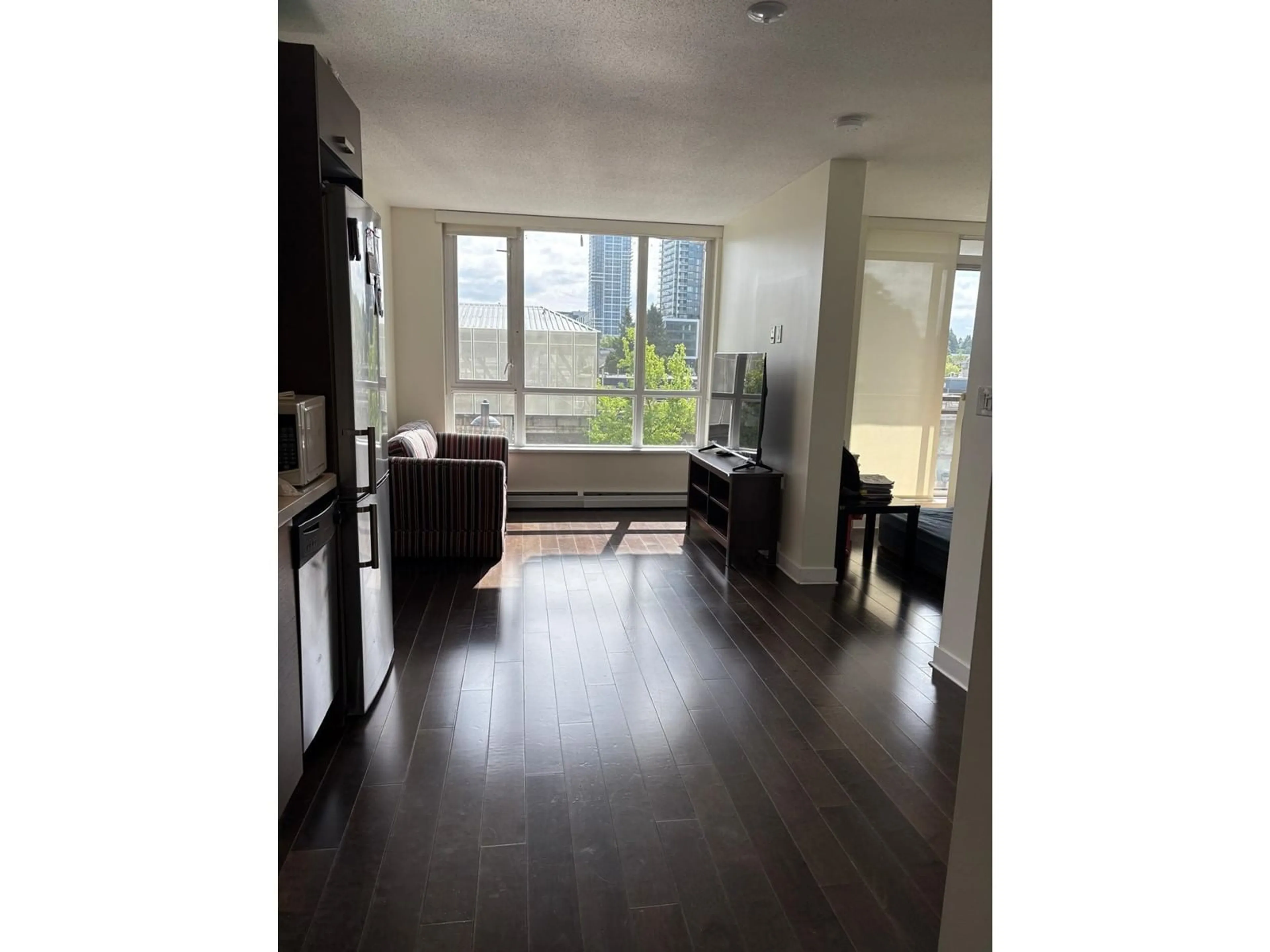A pic of a room for 412 - 10777 UNIVERSITY, Surrey British Columbia V3T0E6