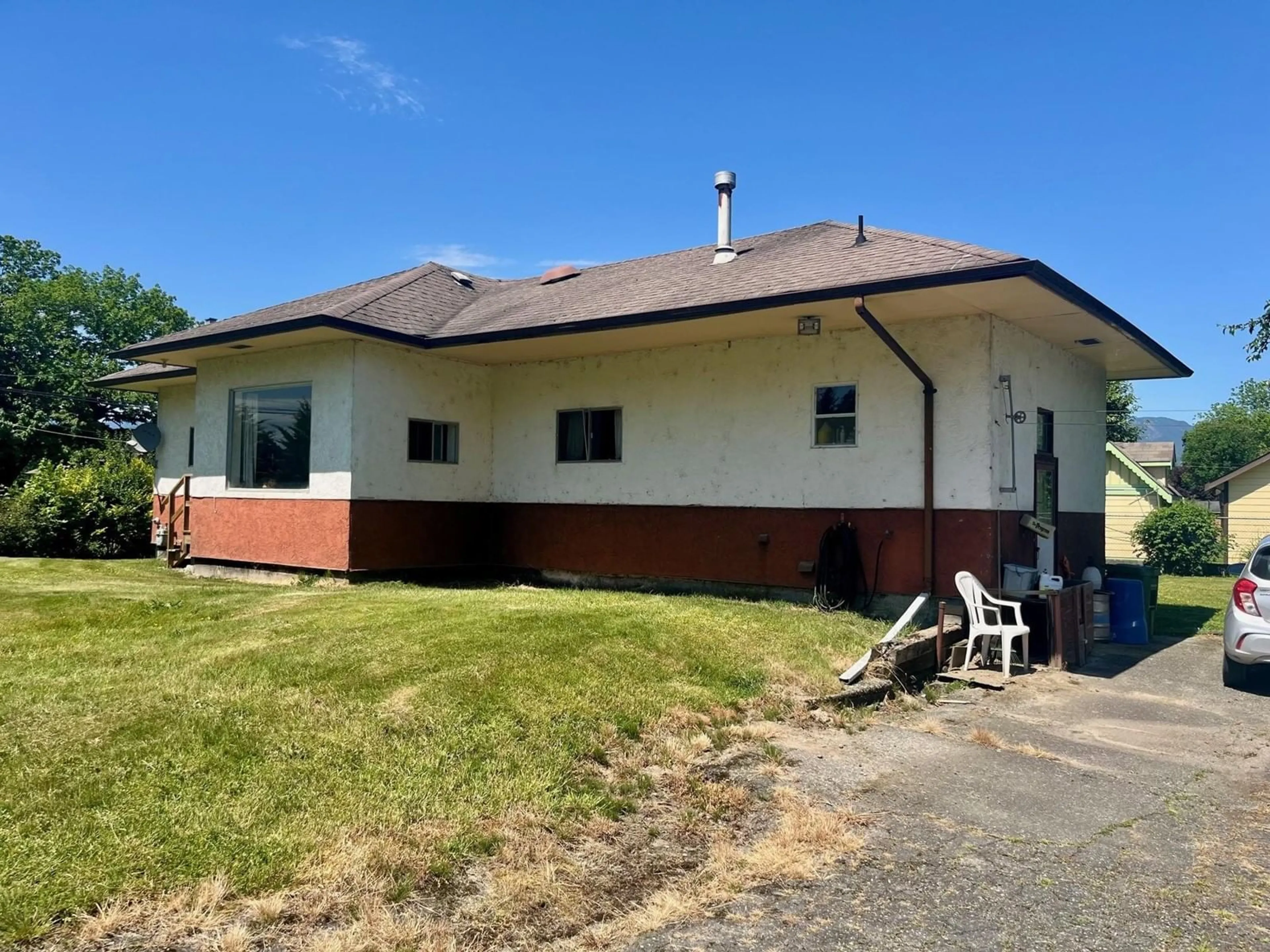 A pic from outside/outdoor area/front of a property/back of a property/a pic from drone, building for 10050 MCGRATH ROAD, Rosedale British Columbia V0X1X2