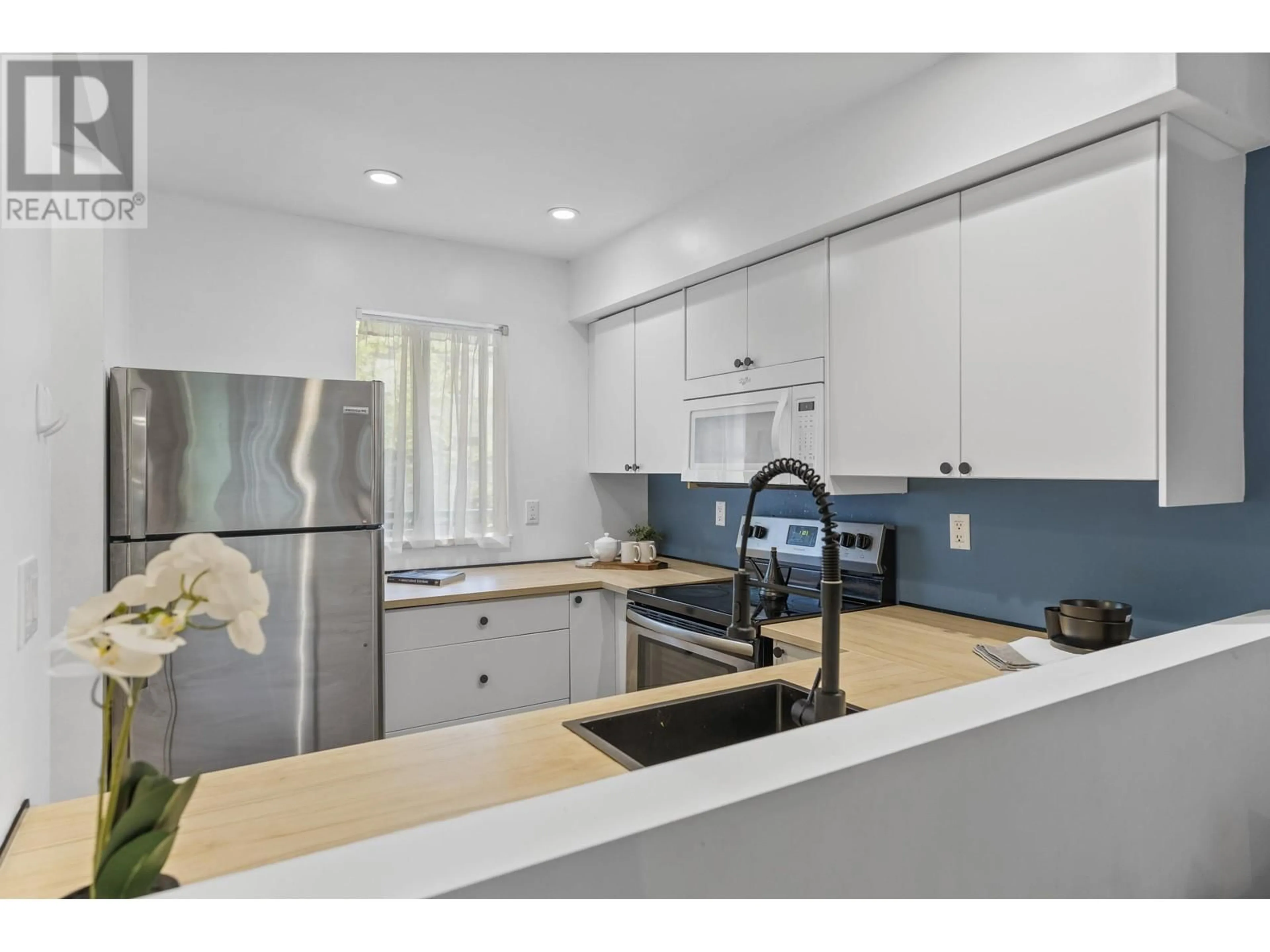 Open concept kitchen, unknown for 17 - 2978 WALTON AVENUE, Coquitlam British Columbia V3B6V6