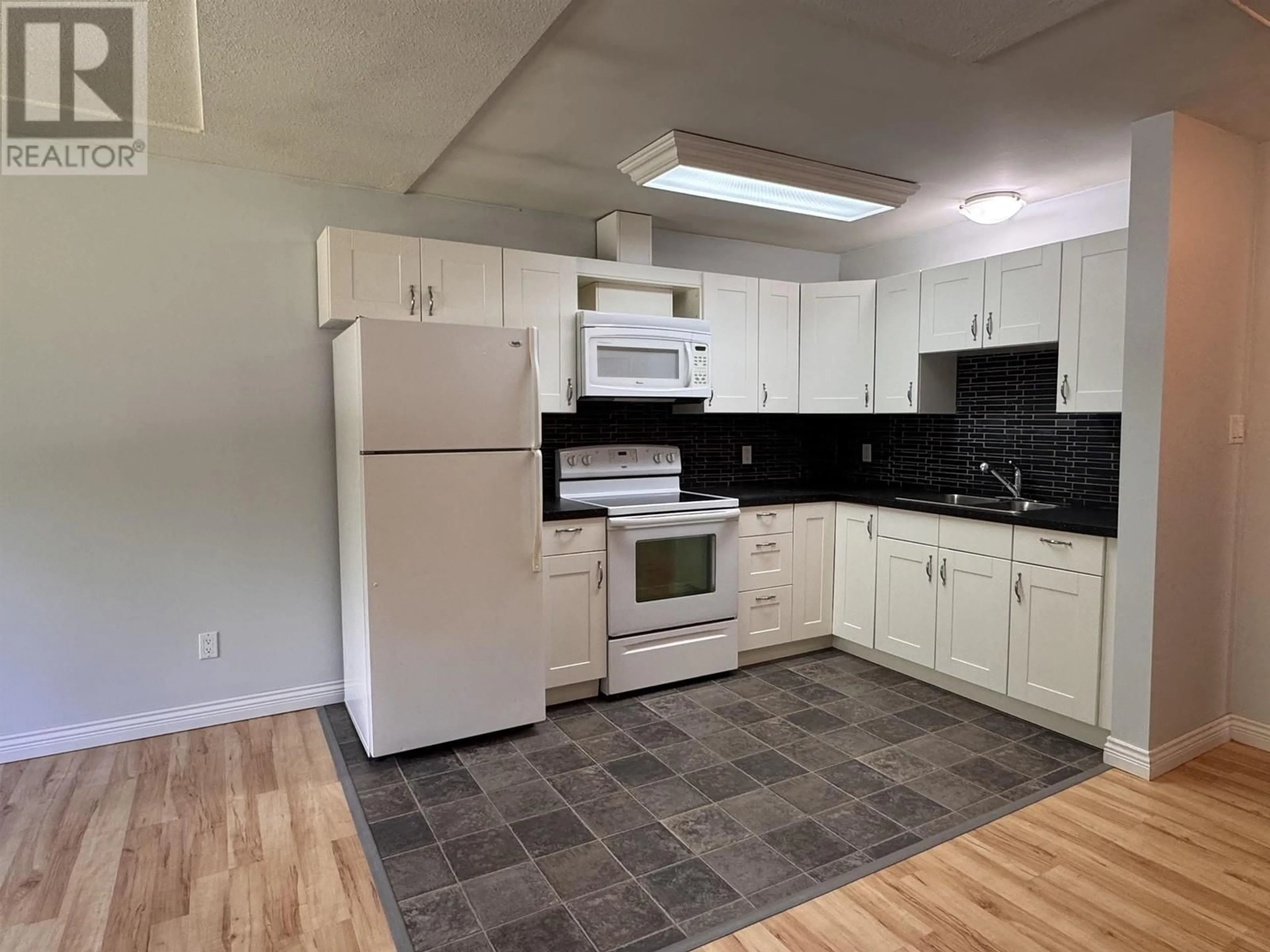 Standard kitchen, unknown for 3703 MULLER AVENUE, Terrace British Columbia V8G3T7
