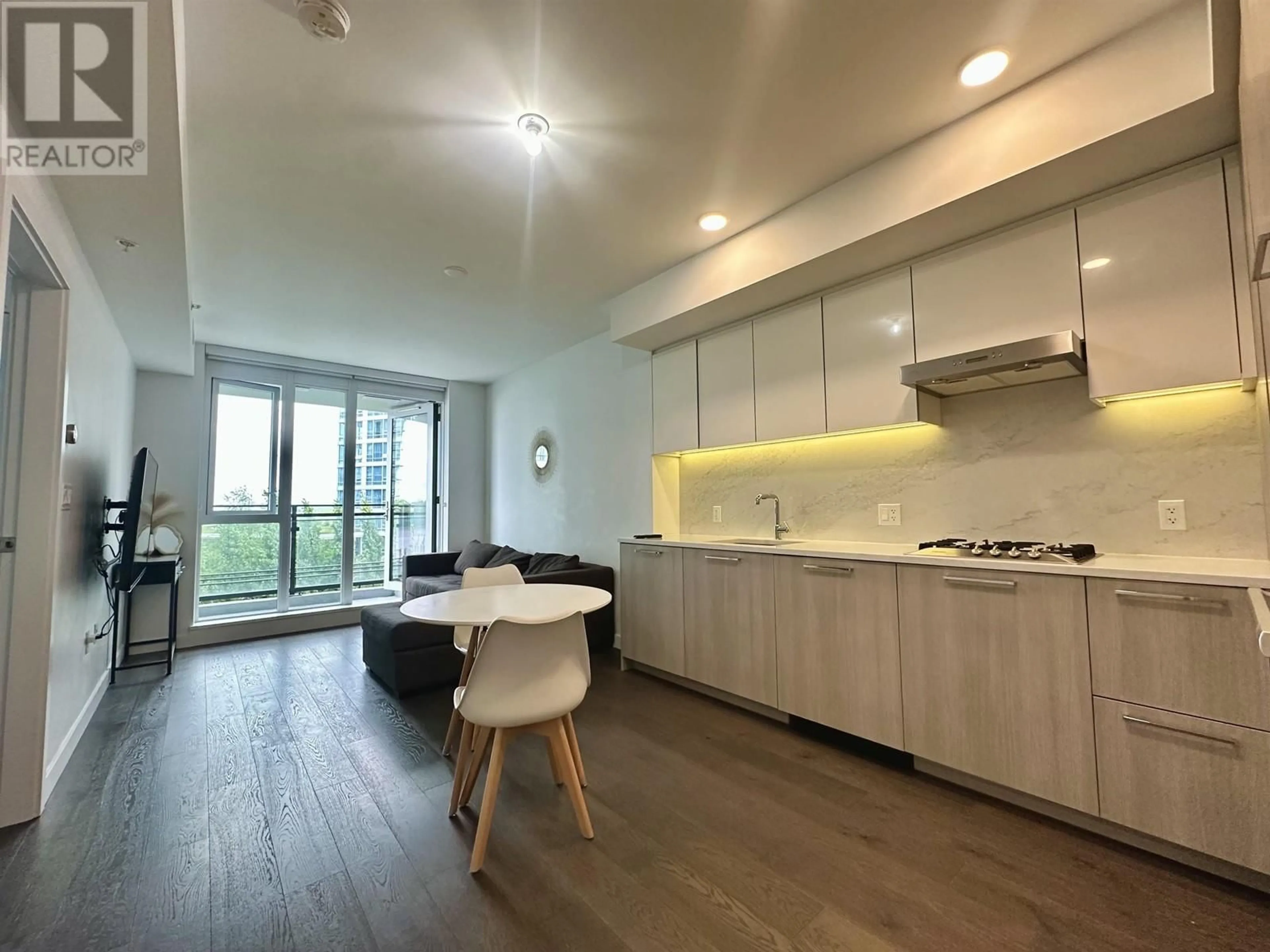 Open concept kitchen, unknown for 812 - 3200 CORVETTE WAY, Richmond British Columbia V6X0T8