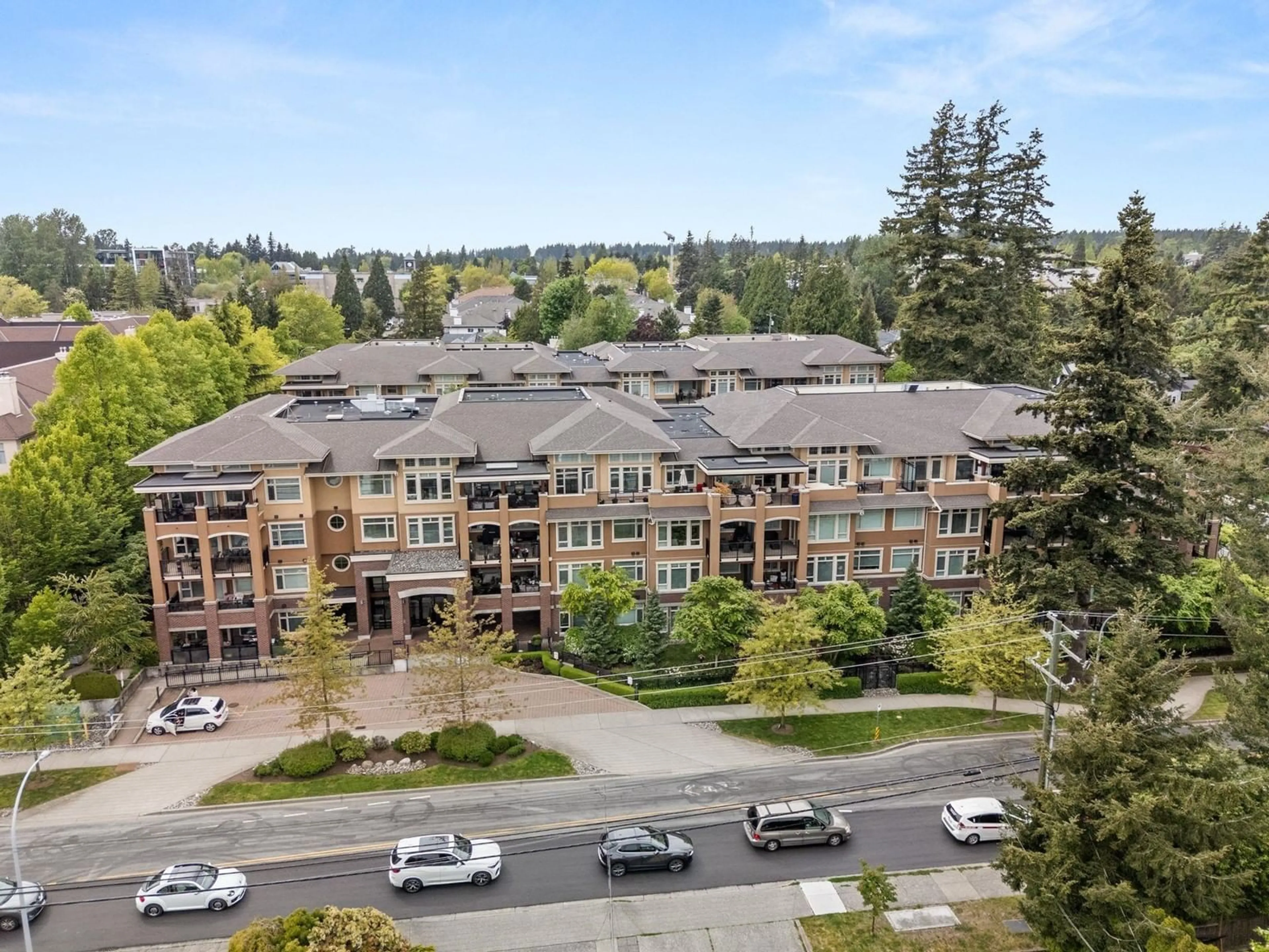 A pic from outside/outdoor area/front of a property/back of a property/a pic from drone, unknown for 203 - 1975 154, Surrey British Columbia V4A4S2