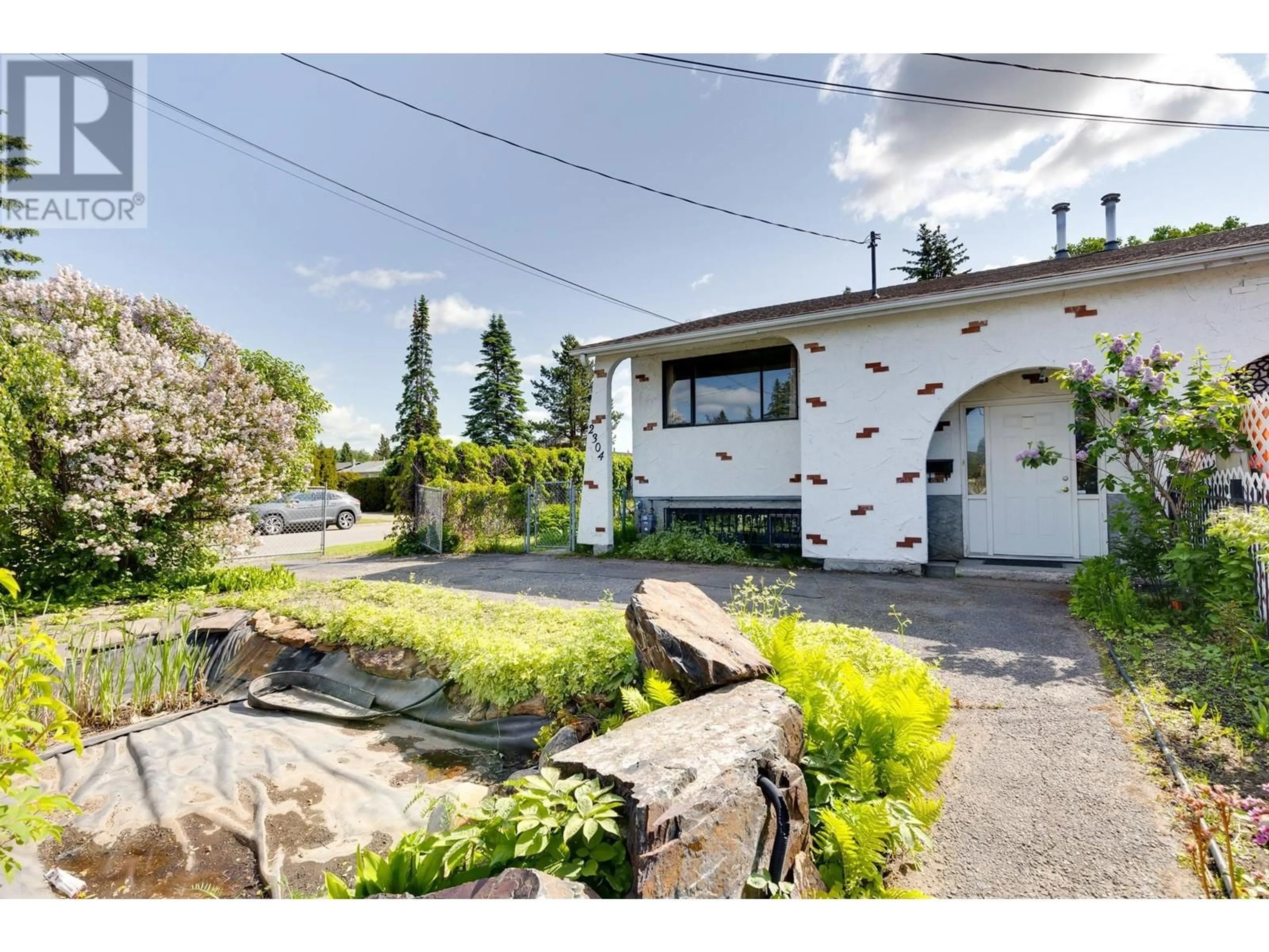A pic from outside/outdoor area/front of a property/back of a property/a pic from drone, street for 2304 VICTORIA STREET, Prince George British Columbia V2L4Z5