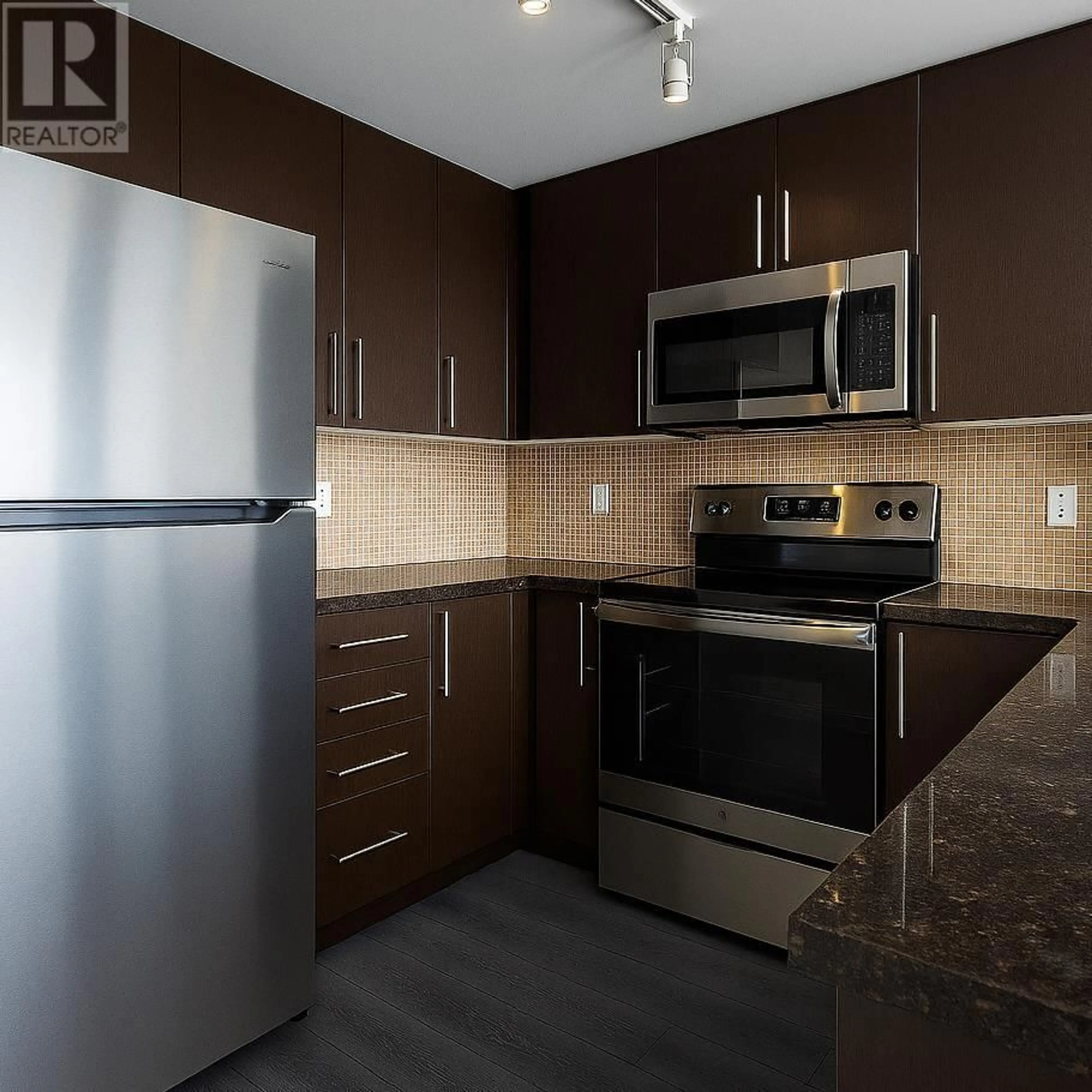 Standard kitchen, unknown for 3907 - 888 CARNARVON STREET, New Westminster British Columbia V3M0C6