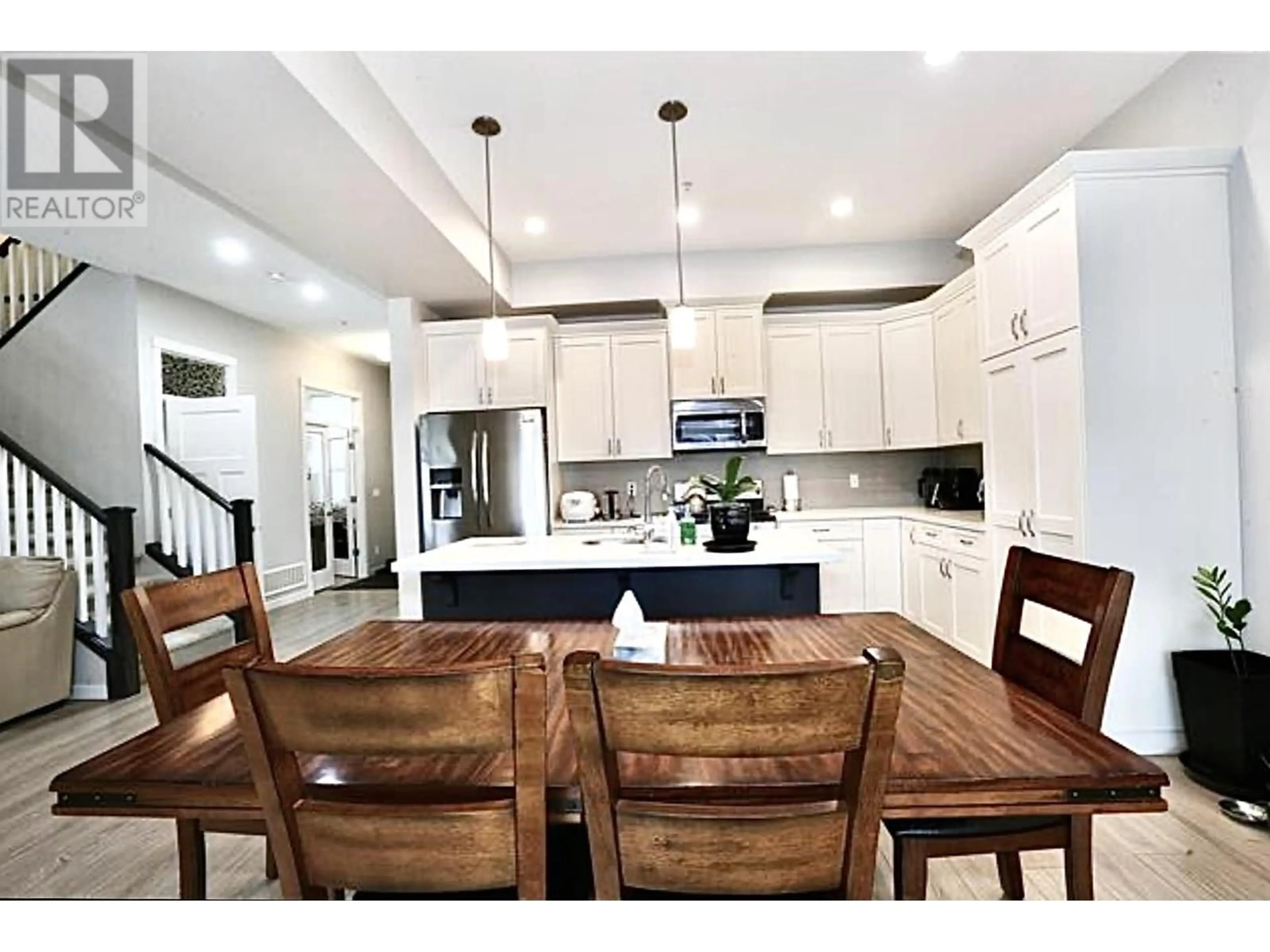 Open concept kitchen, unknown for 24442 113 AVENUE, Maple Ridge British Columbia V2W5H4