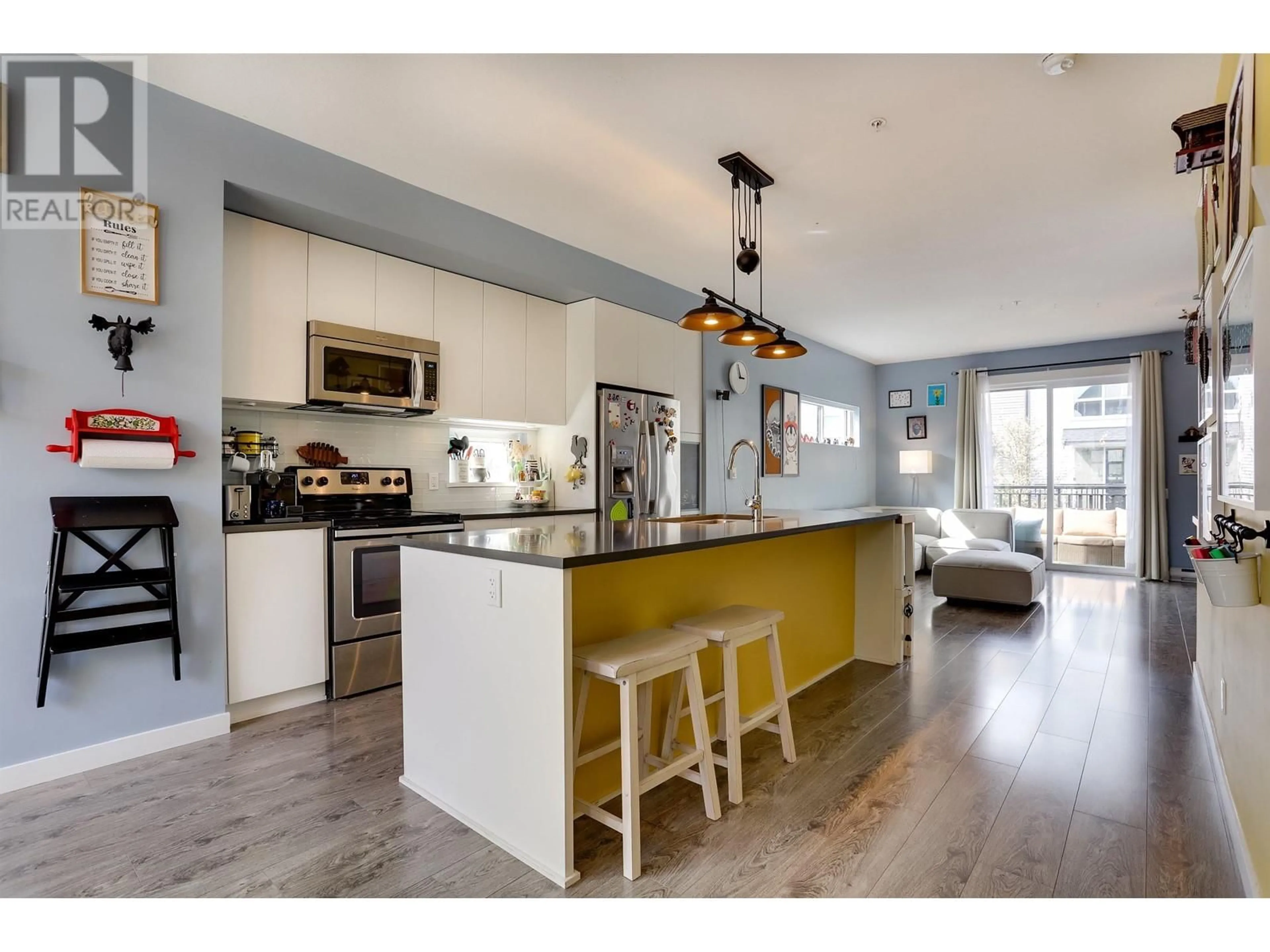 Open concept kitchen, wood/laminate floor for 40 - 2325 RANGER LANE, Port Coquitlam British Columbia V3B0K7