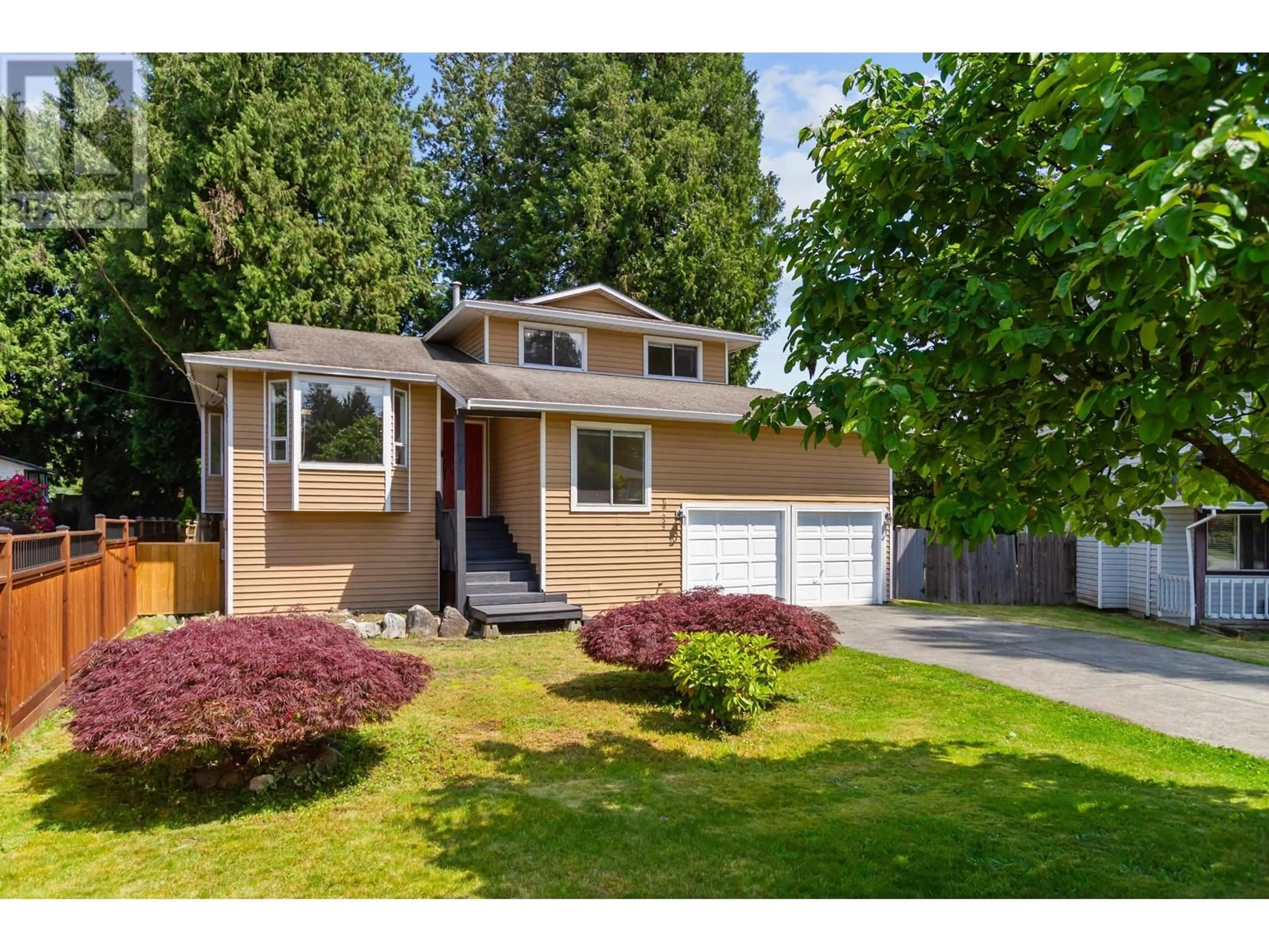 Home with vinyl exterior material, street for 19439 DAVISON ROAD, Pitt Meadows British Columbia V3Y1A7