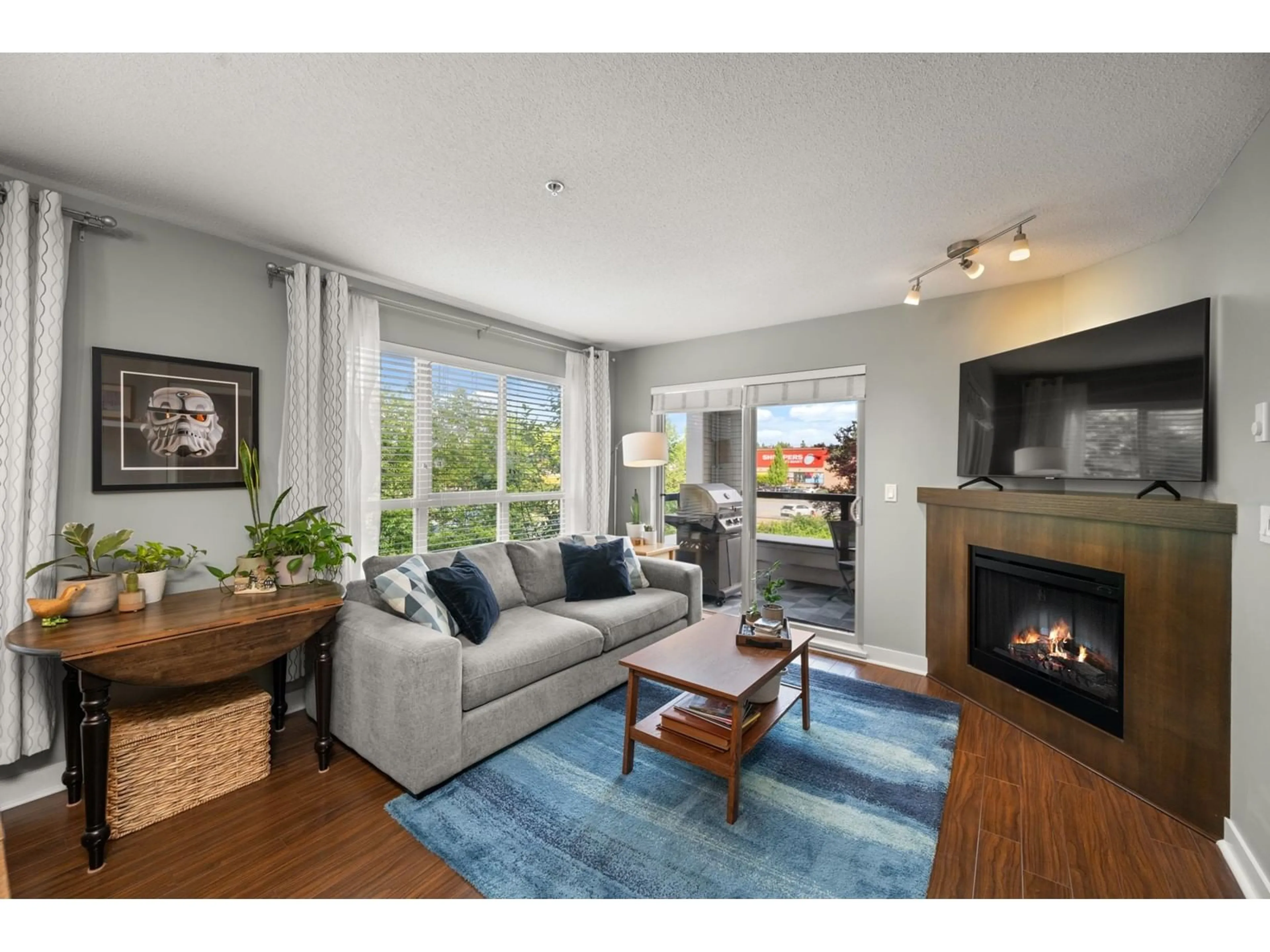 Living room with furniture, unknown for D204 - 8929 202, Langley British Columbia V1M0B4