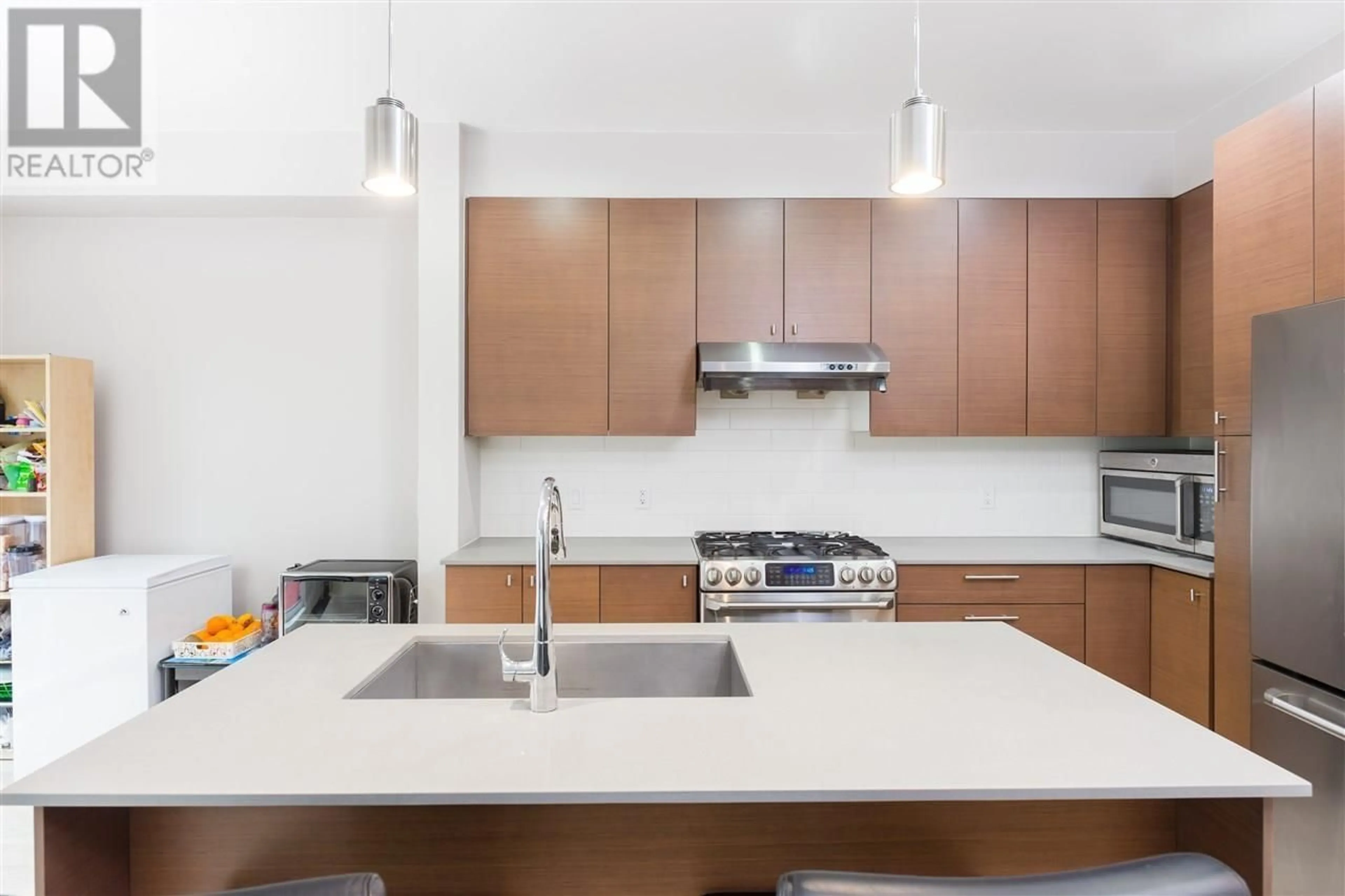 Unknown for 1 - 258 CAMATA STREET, New Westminster British Columbia V3M0H8